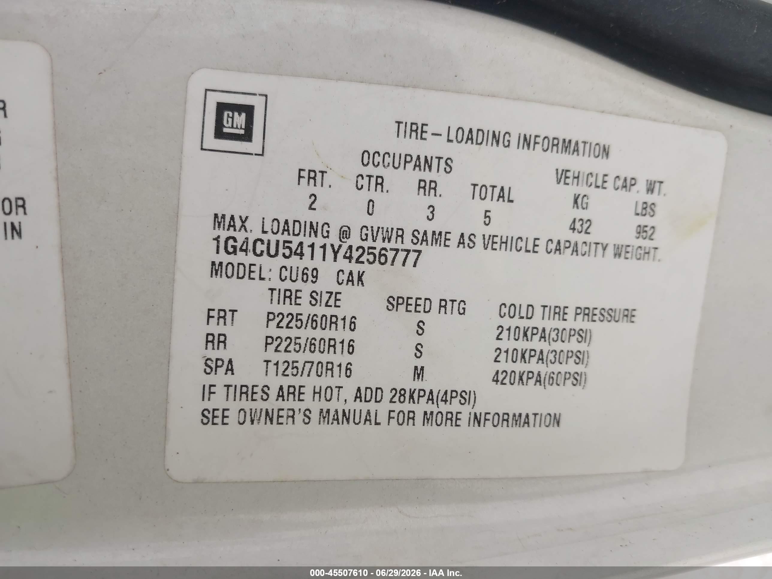 2000 Buick Park Avenue Ultra White vin: 1G4CU5411Y4256777