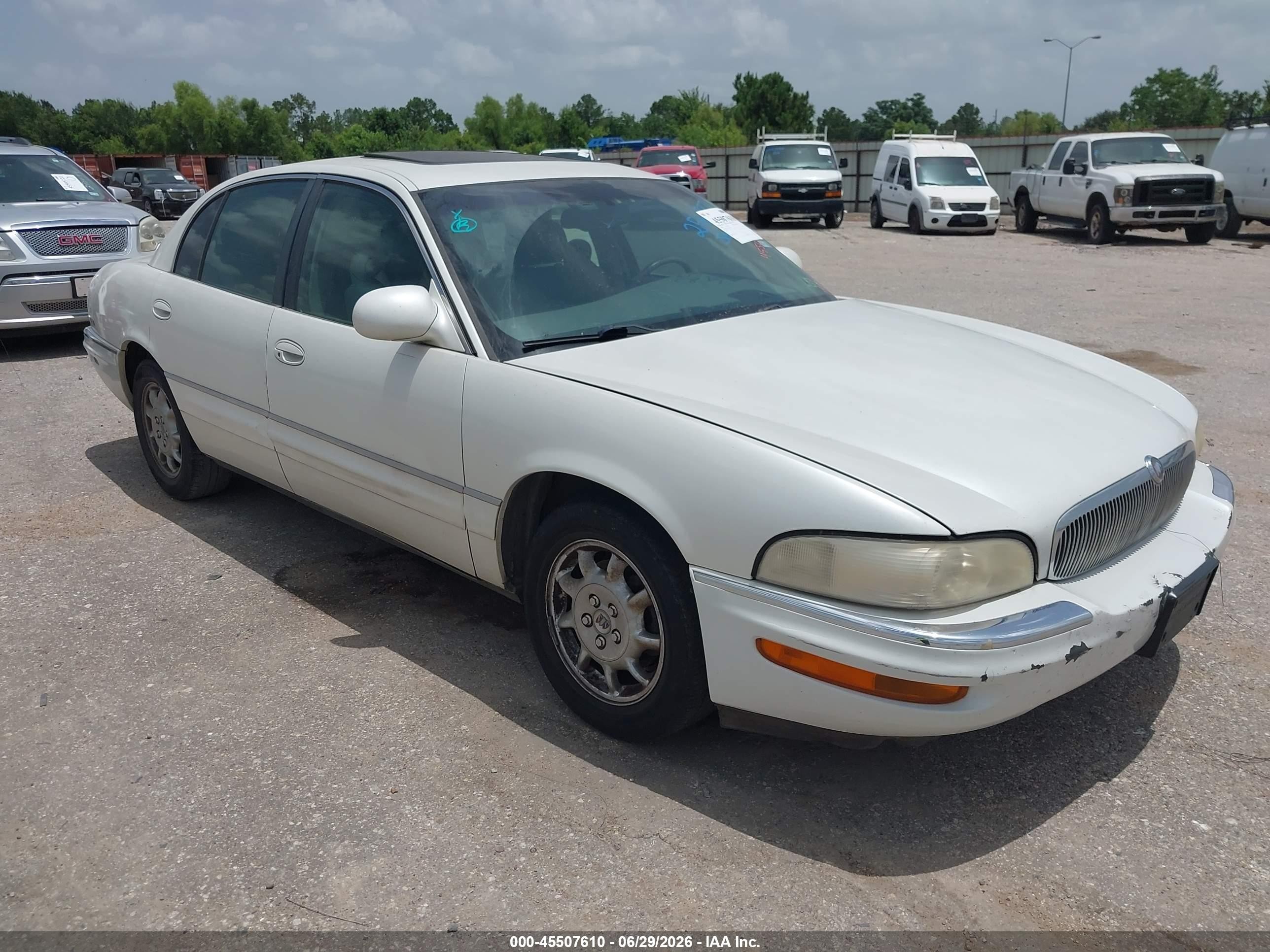 2000 Buick Park Avenue Ultra White vin: 1G4CU5411Y4256777