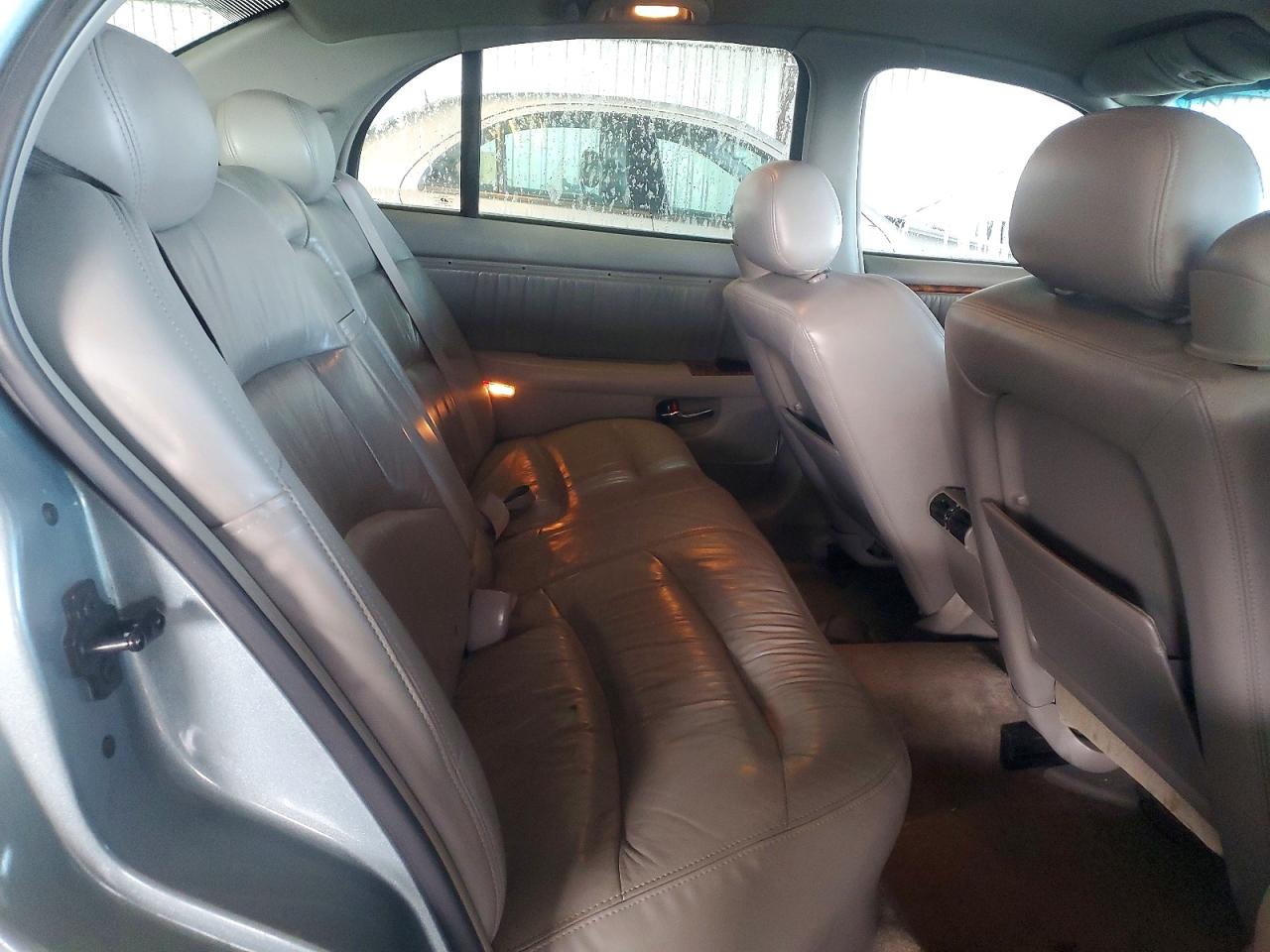 2004 Buick Park Avenue Ultra Blue vin: 1G4CU541344121584