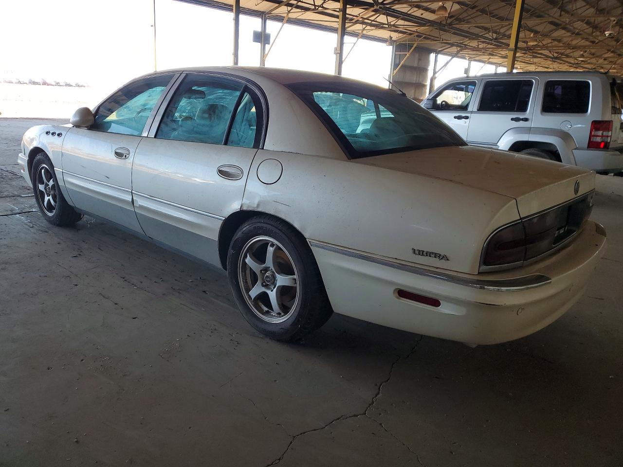 2003 Buick Park Avenue Ultra Beige vin: 1G4CU541434187589