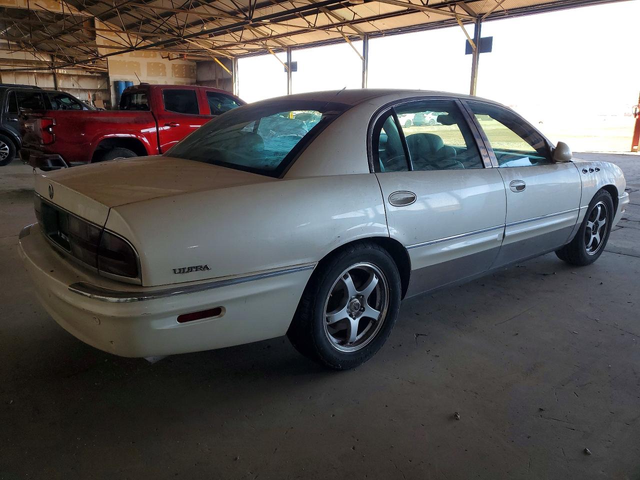 2003 Buick Park Avenue Ultra Beige vin: 1G4CU541434187589