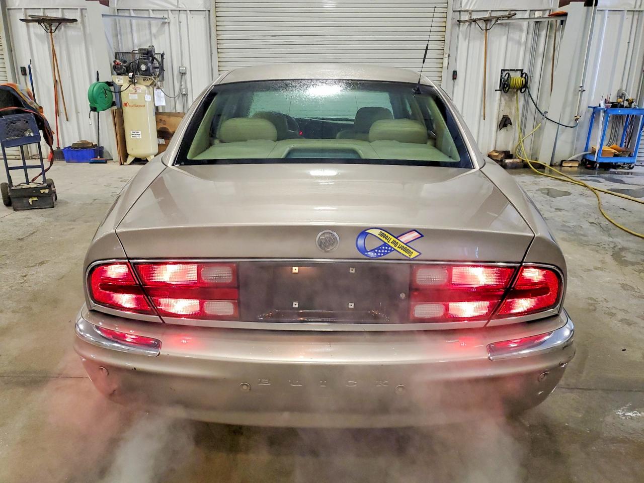 2004 Buick Park Avenue Ultra Tan vin: 1G4CU541544133557