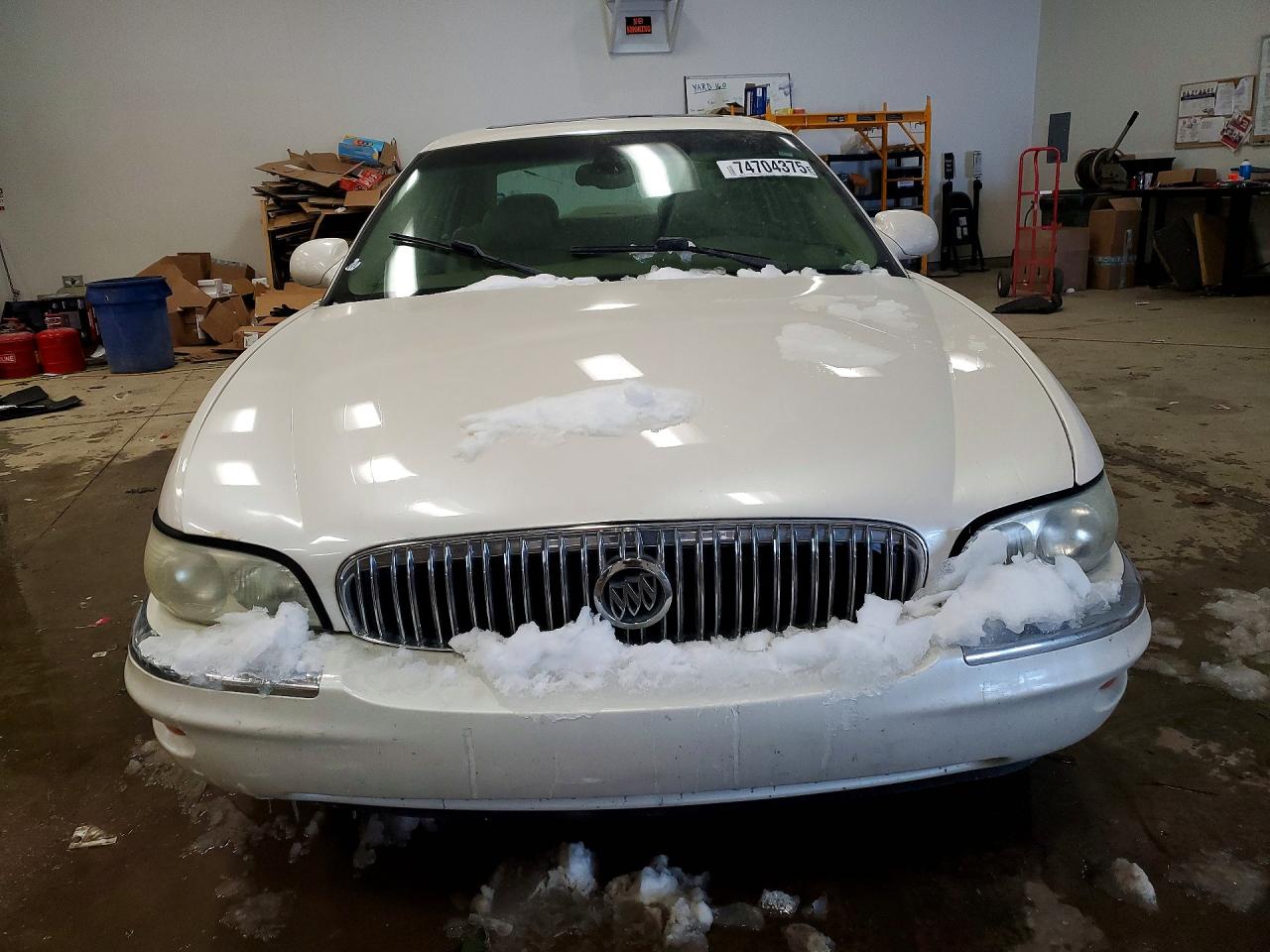 2004 Buick Park Avenue Ultra White vin: 1G4CU541544147281