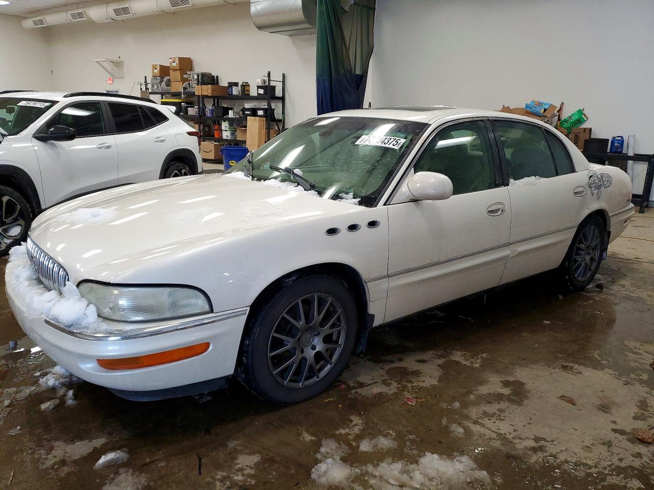 2004 Buick Park Avenue Ultra White vin: 1G4CU541544147281