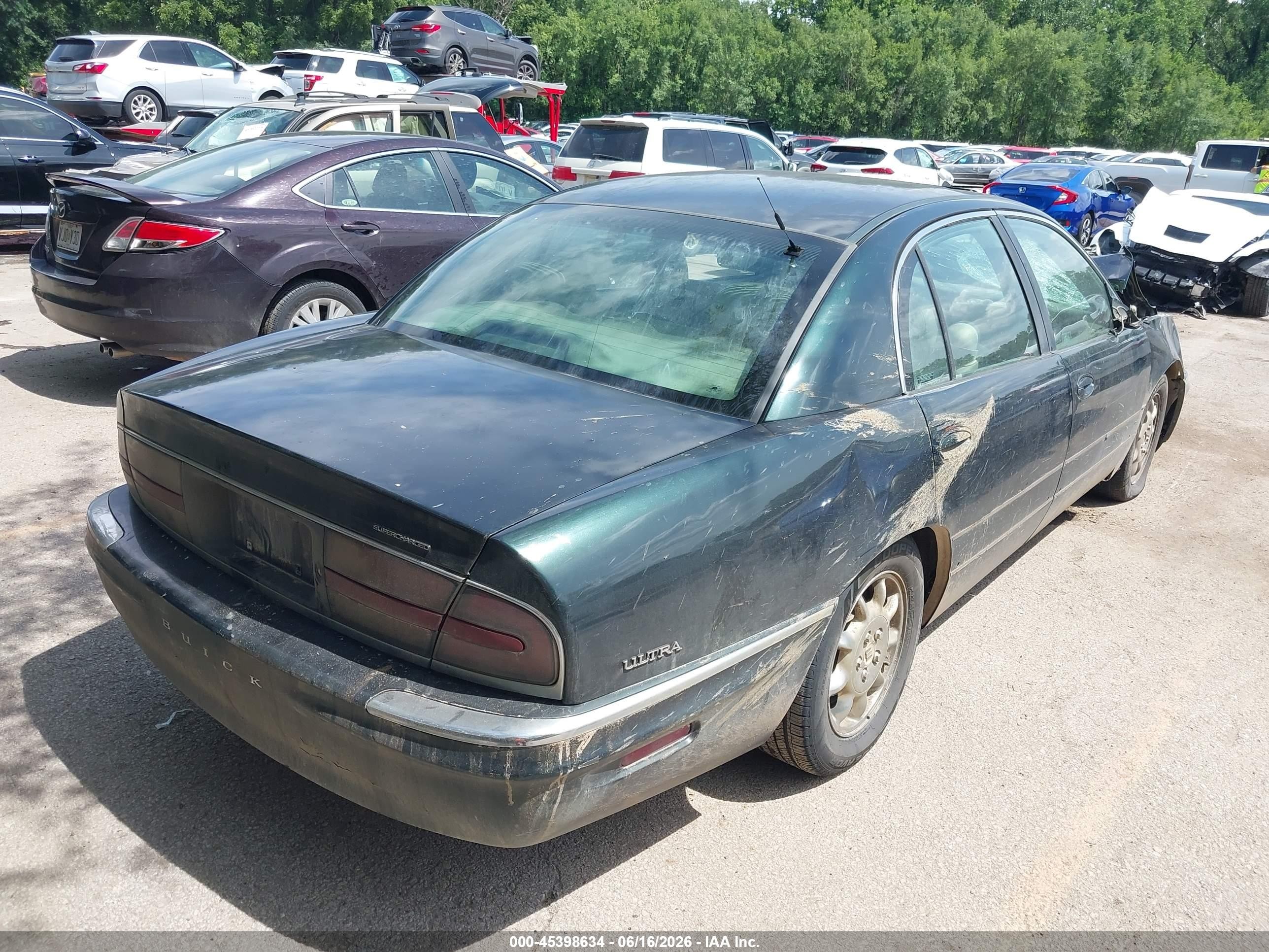 2001 Buick Park Avenue Ultra Зеленый vin: 1G4CU541614256120