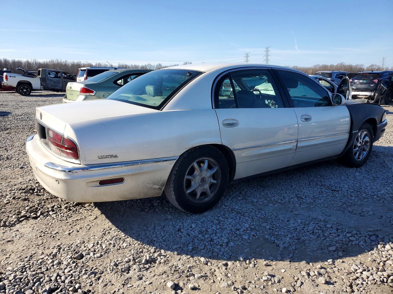 2004 Buick Park Avenue Ultra Two Tone vin: 1G4CU541644141103