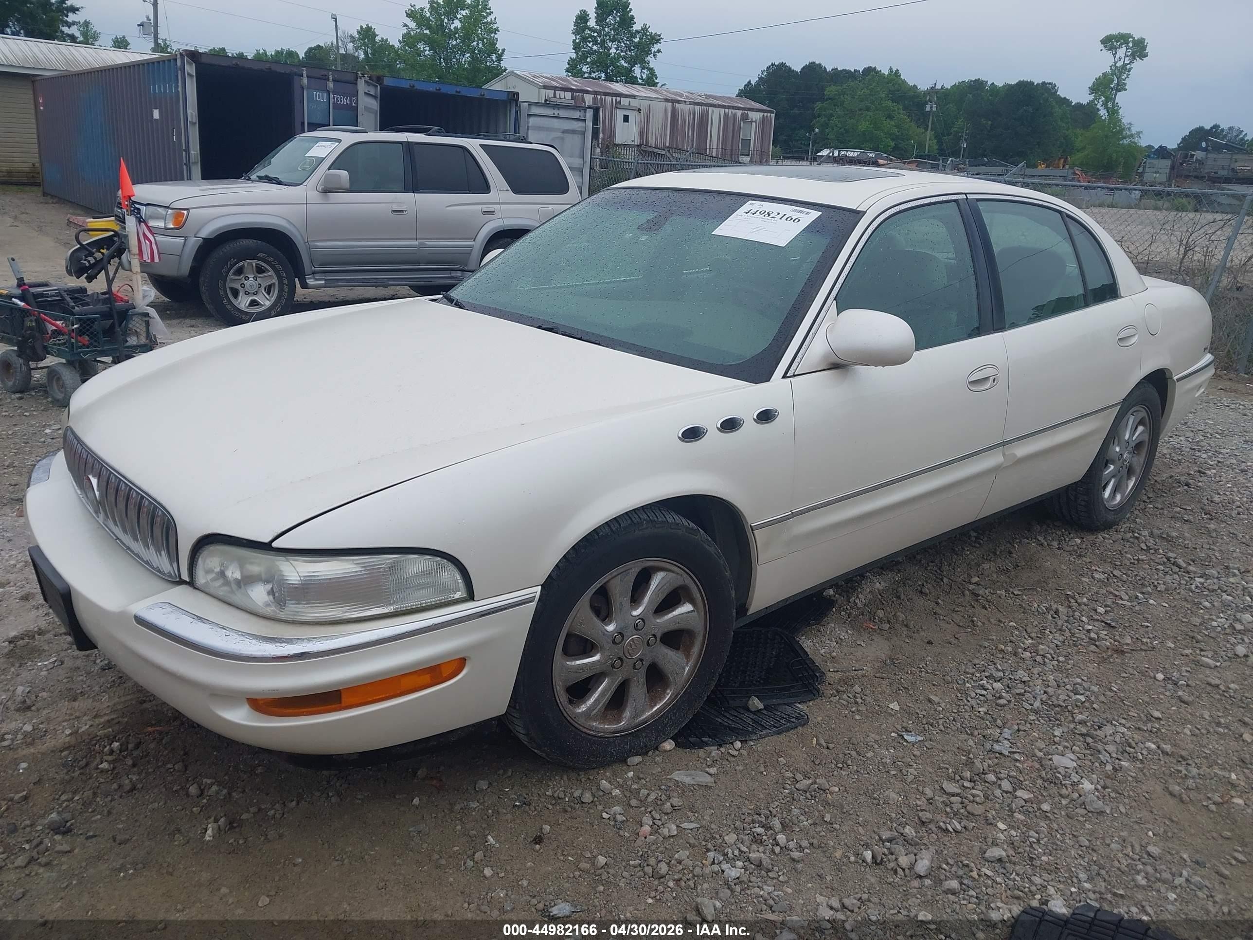 2003 Buick Park Avenue Ultra White vin: 1G4CU541734150911