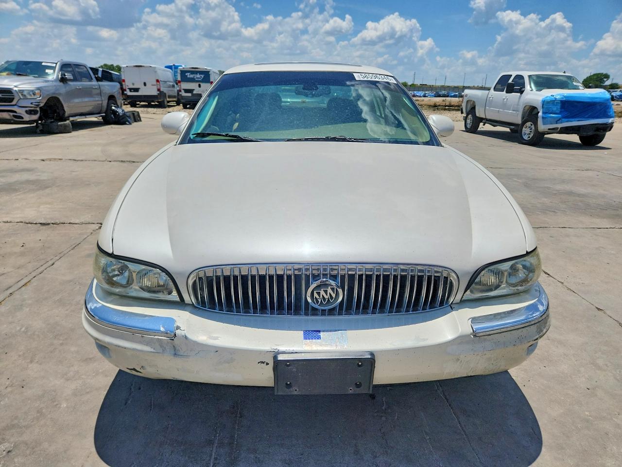 2004 Buick Park Avenue Ultra White vin: 1G4CU541744142499