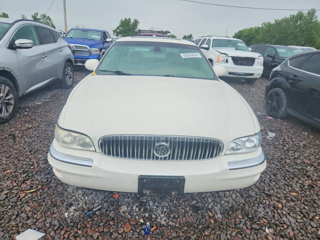 2004 Buick Park Avenue Ultra White vin: 1G4CU541844108295
