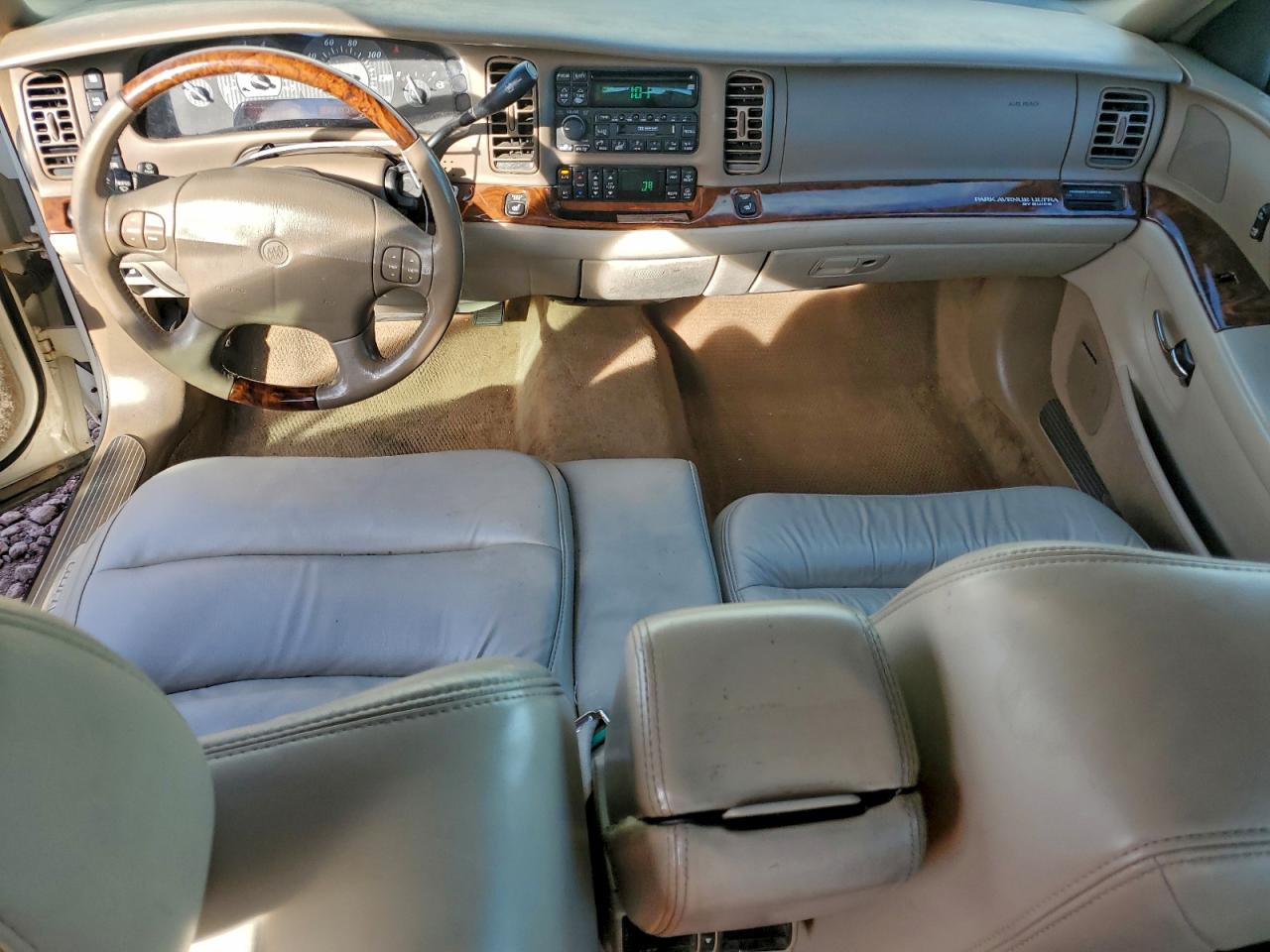 2005 Buick Park Avenue Ultra White vin: 1G4CU541954102314