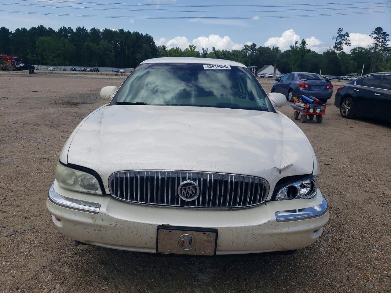 2004 Buick Park Avenue Ultra Cream vin: 1G4CU541X44136311