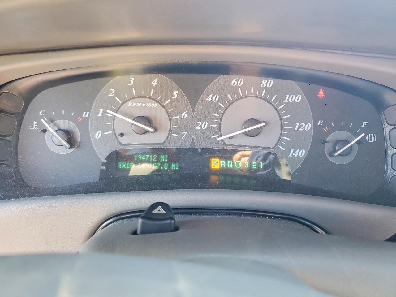 2004 Buick Park Avenue Ultra Gray vin: 1G4CU541X44153867