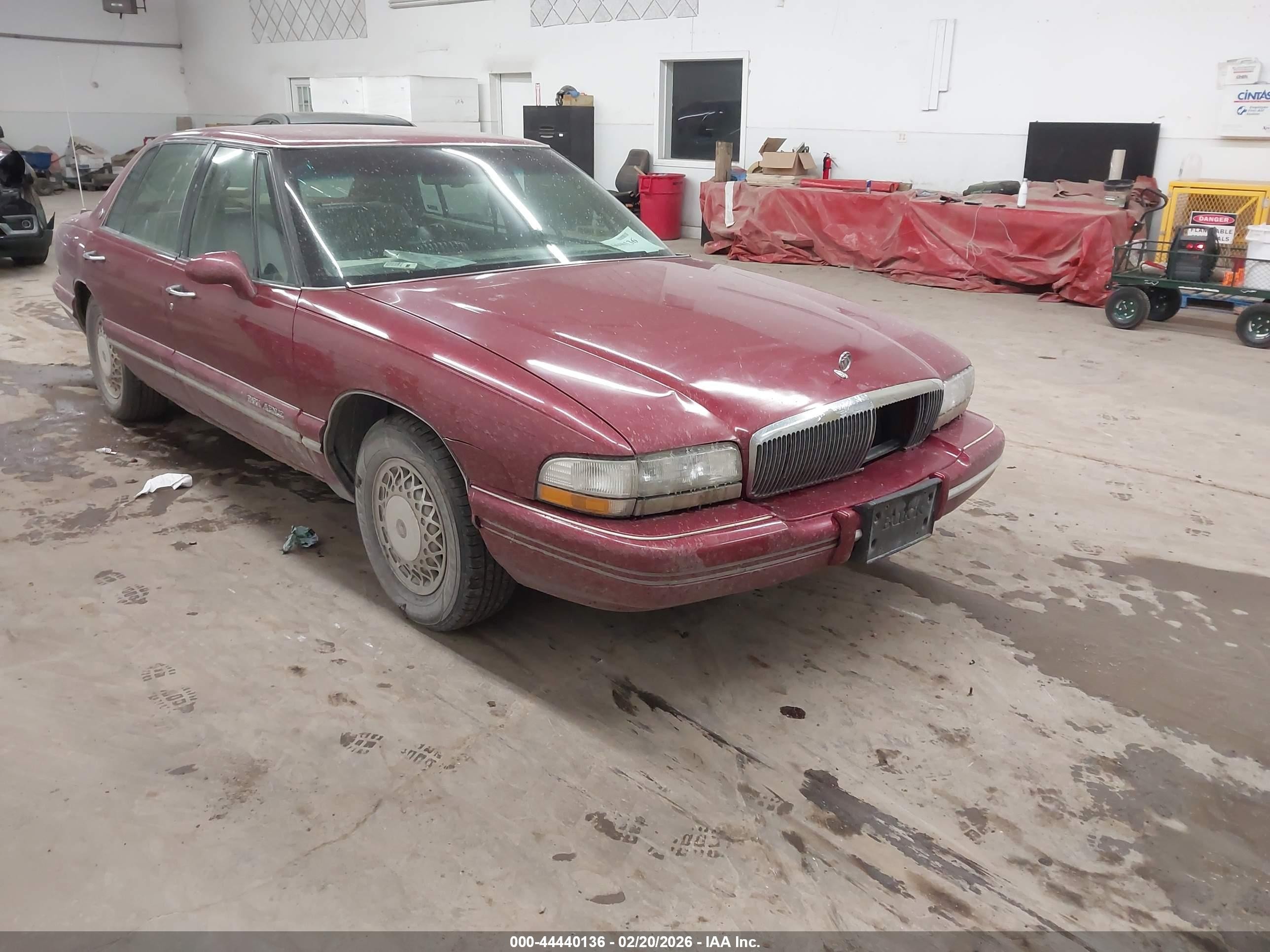 1995 Buick Park Avenue   Maroon vin: 1G4CW52K0SH648672