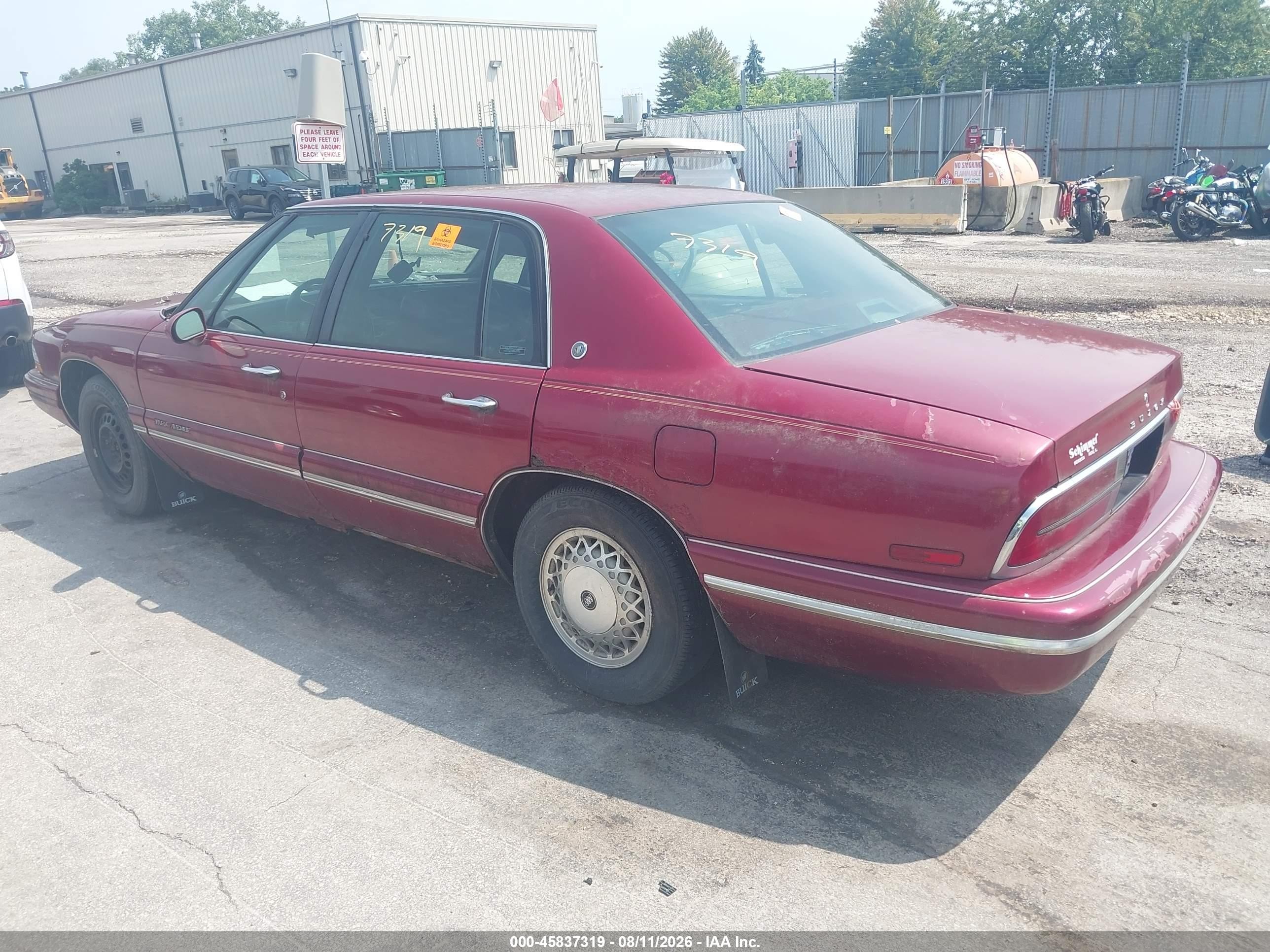 1996 Buick Park Avenue Red vin: 1G4CW52K0TH607718