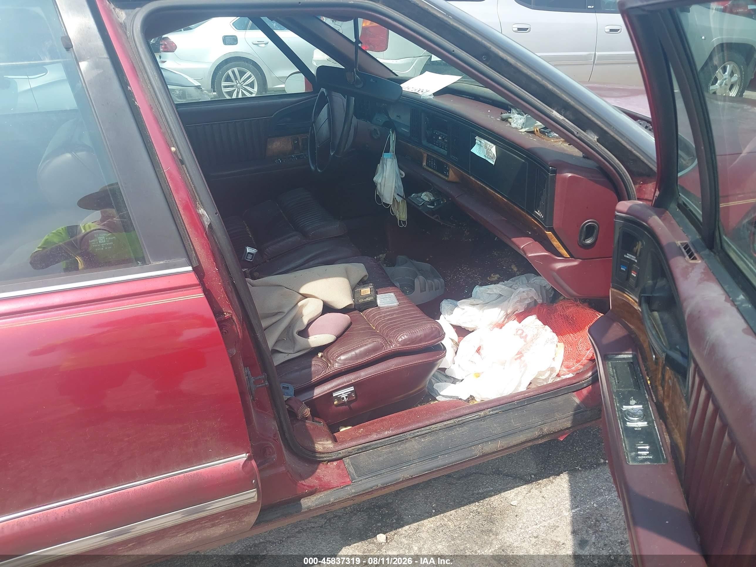 1996 Buick Park Avenue Red vin: 1G4CW52K0TH607718