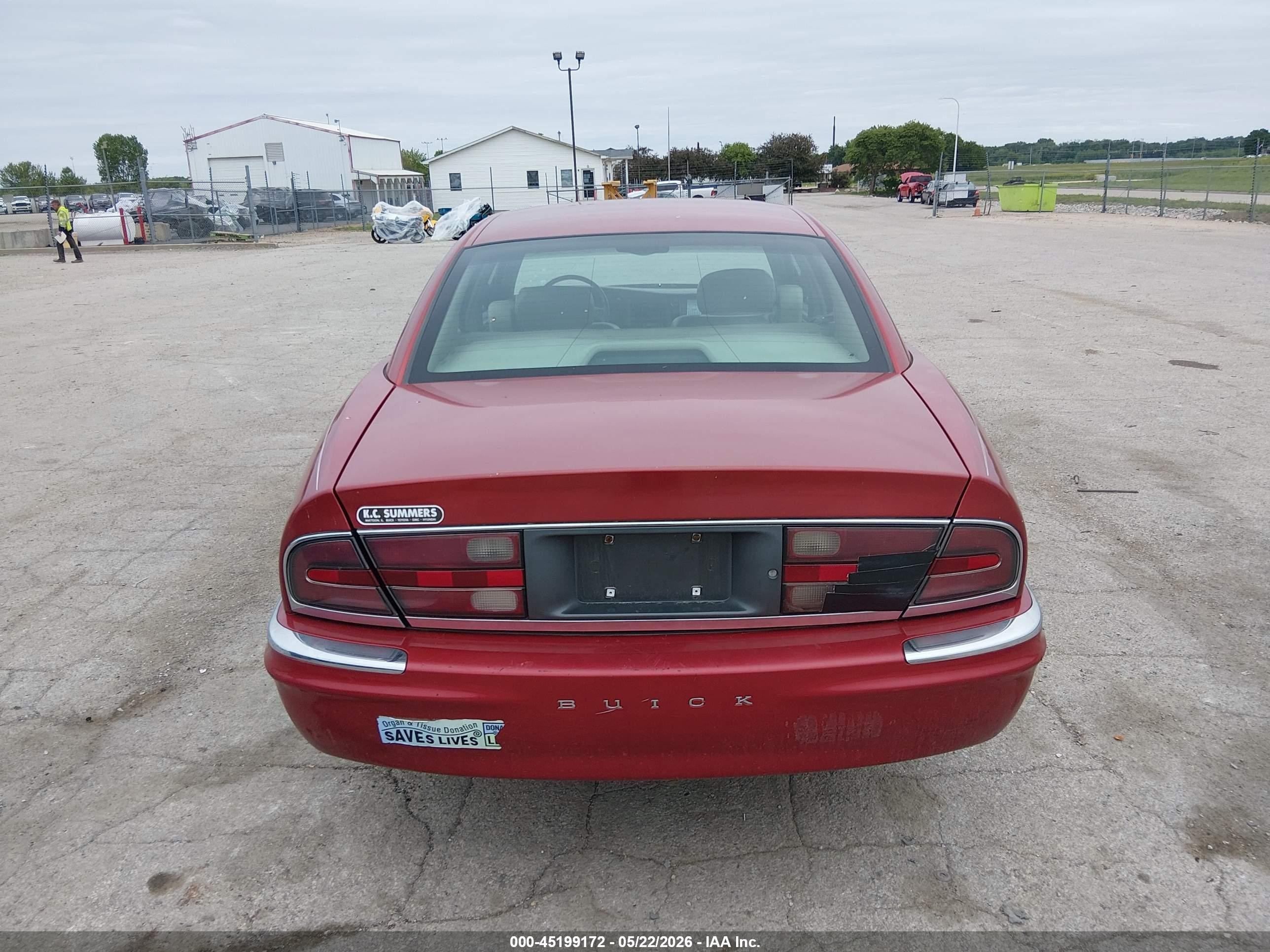 1999 Buick Park Avenue   Red vin: 1G4CW52K0X4645172