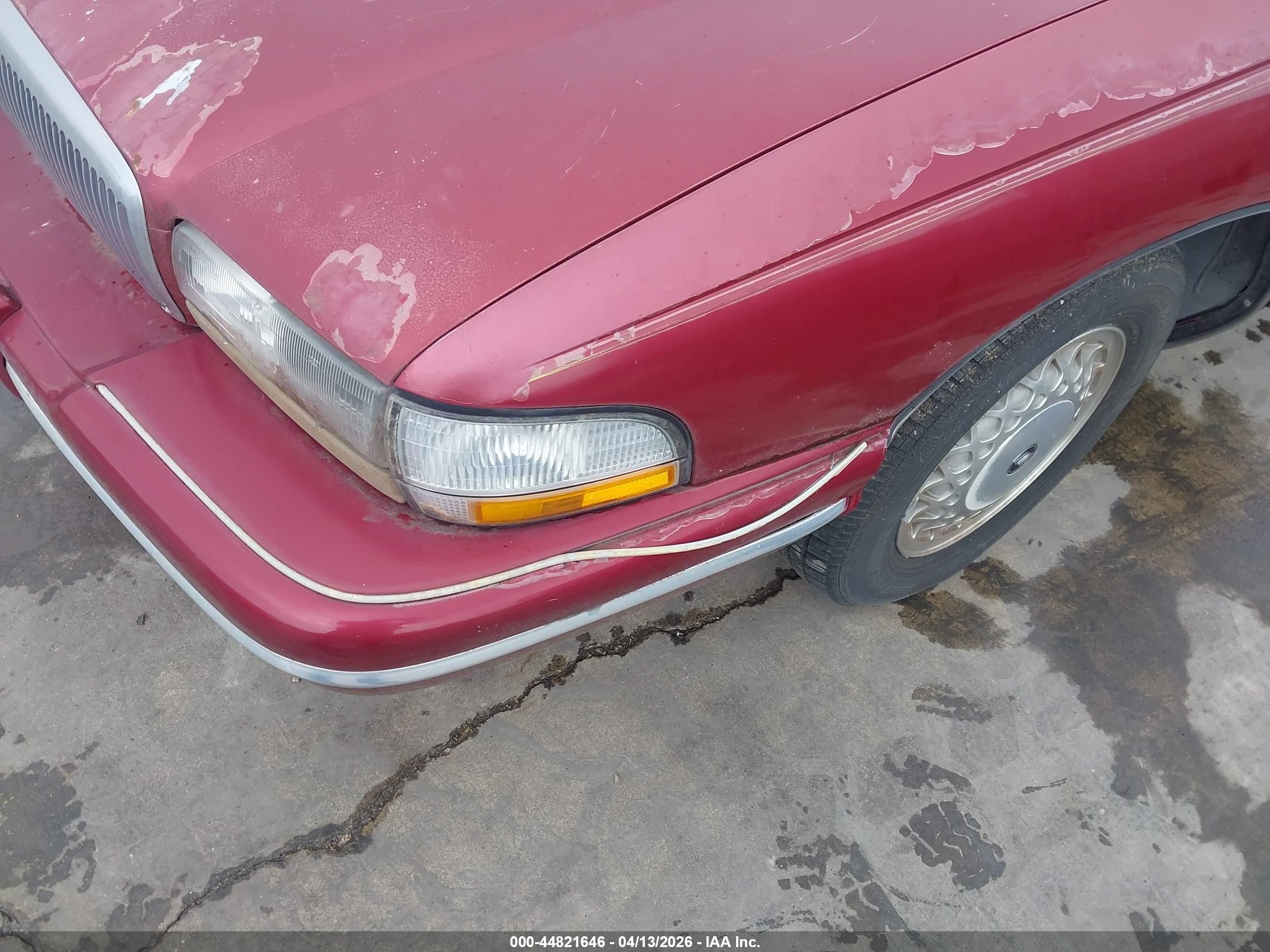 1996 Buick Park Avenue   Maroon vin: 1G4CW52K1TH642719