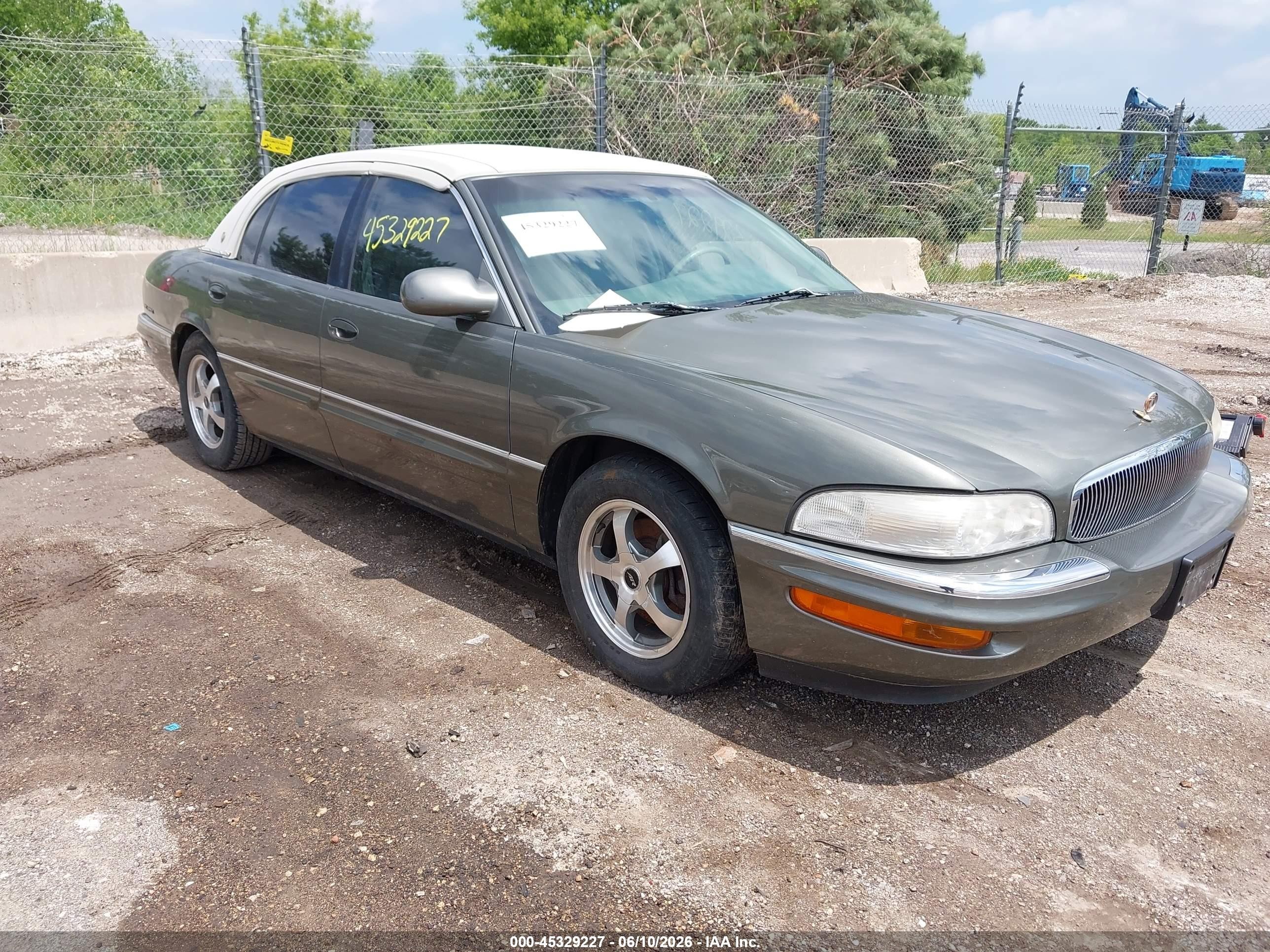 1997 Buick Park Avenue   Green vin: 1G4CW52K1V4606779
