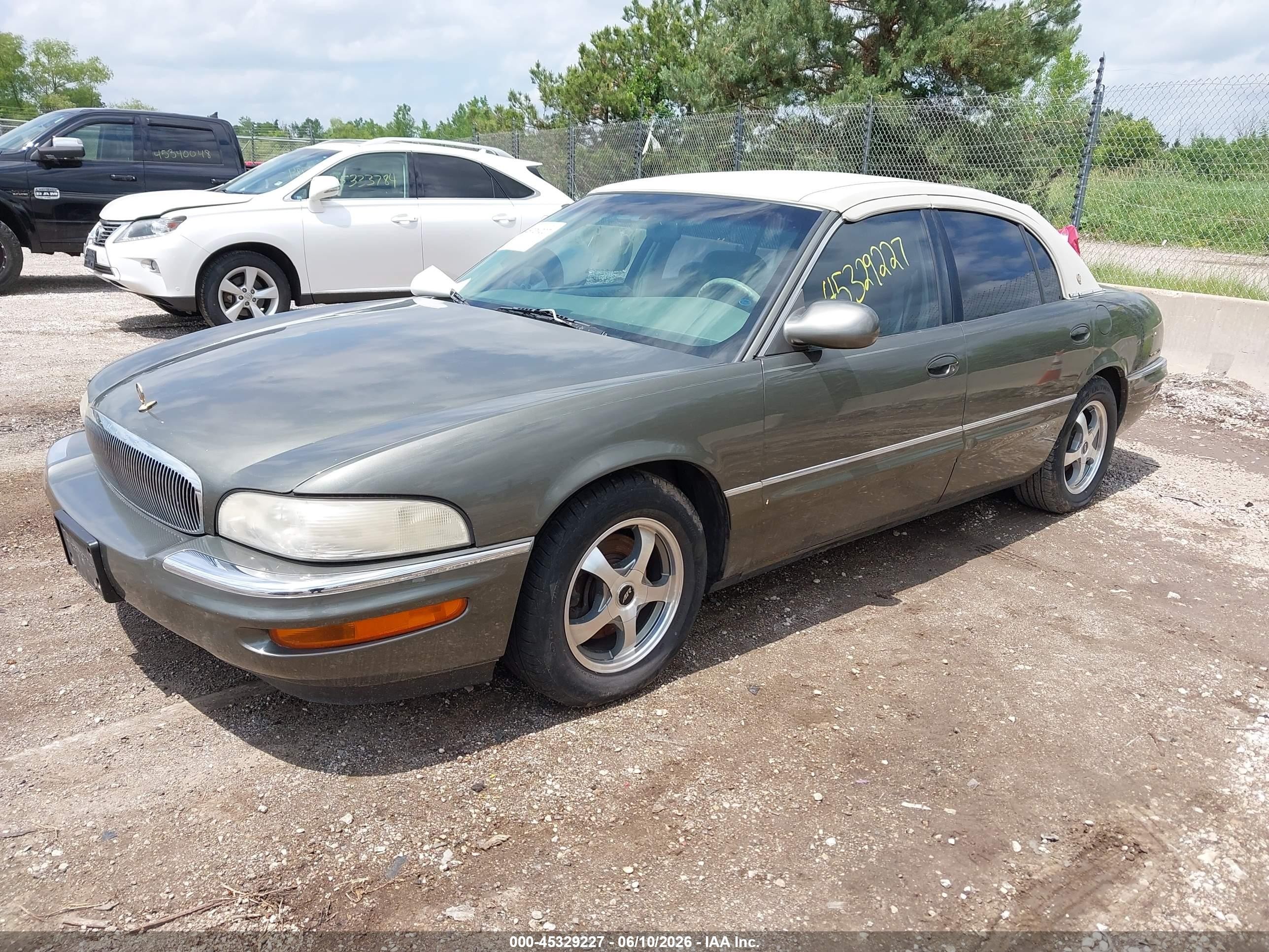 1997 Buick Park Avenue   Green vin: 1G4CW52K1V4606779