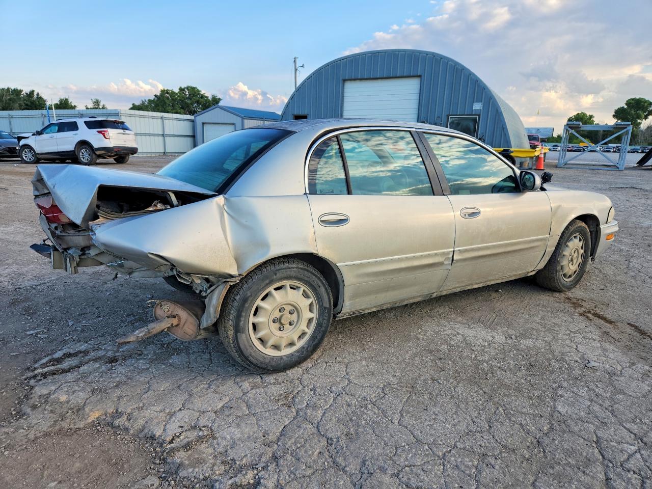 1998 Buick Park Avenue Silver vin: 1G4CW52K1W4639864