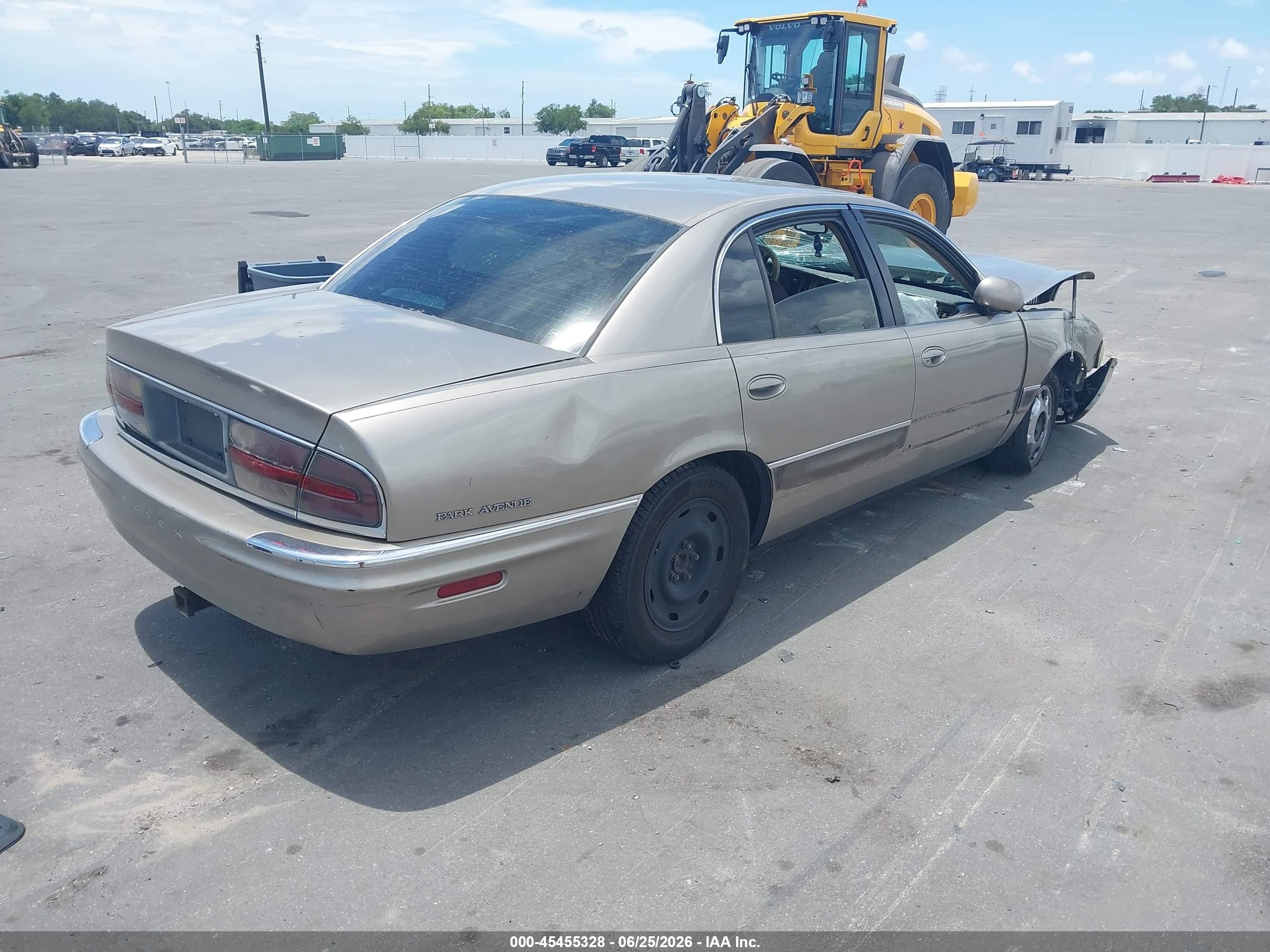 2000 Buick Park Avenue   Gold vin: 1G4CW52K1Y4145233