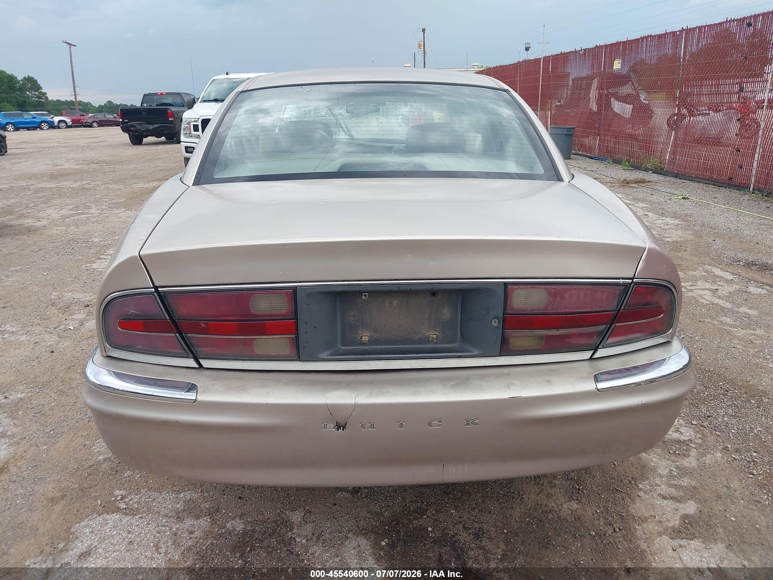 1999 Buick Park Avenue   Tan vin: 1G4CW52K2X4639549