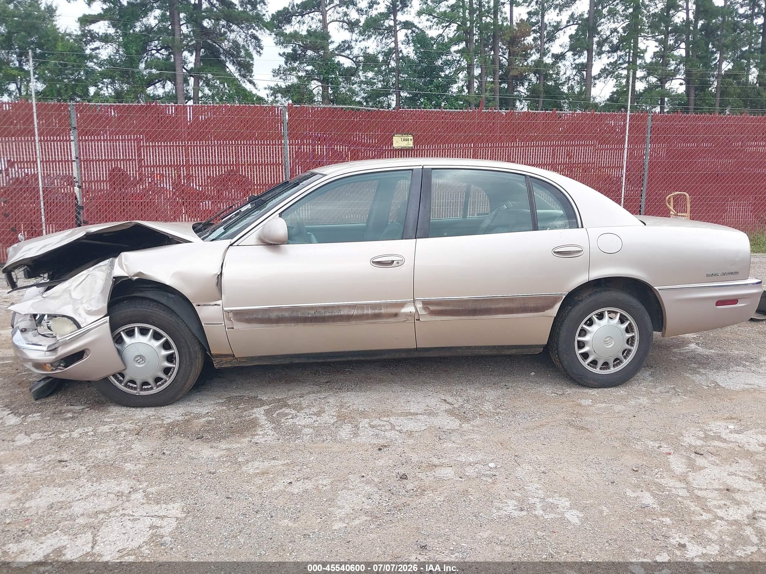 1999 Buick Park Avenue   Tan vin: 1G4CW52K2X4639549