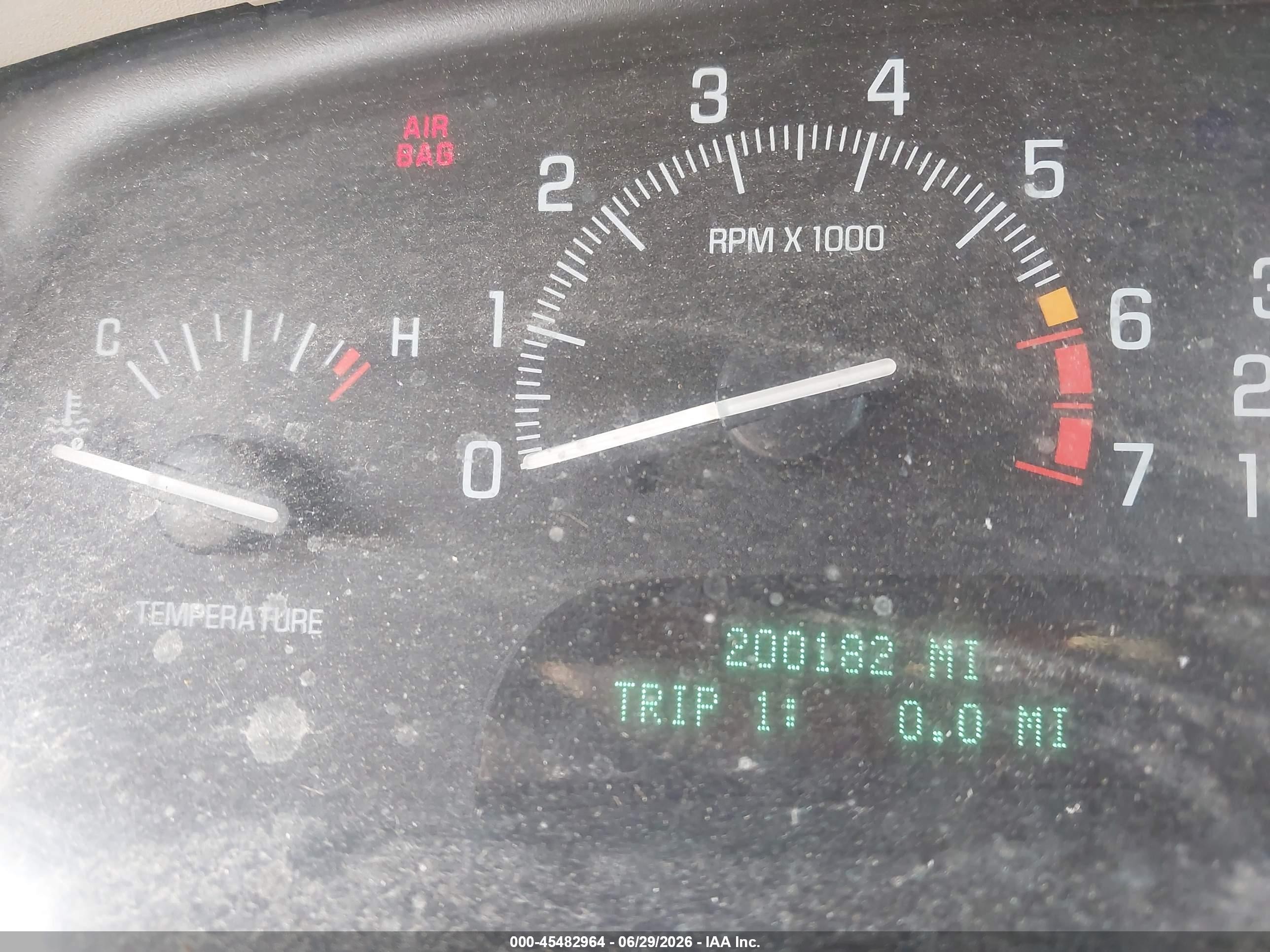 1999 Buick Park Avenue   Champagne vin: 1G4CW52K4X4658166