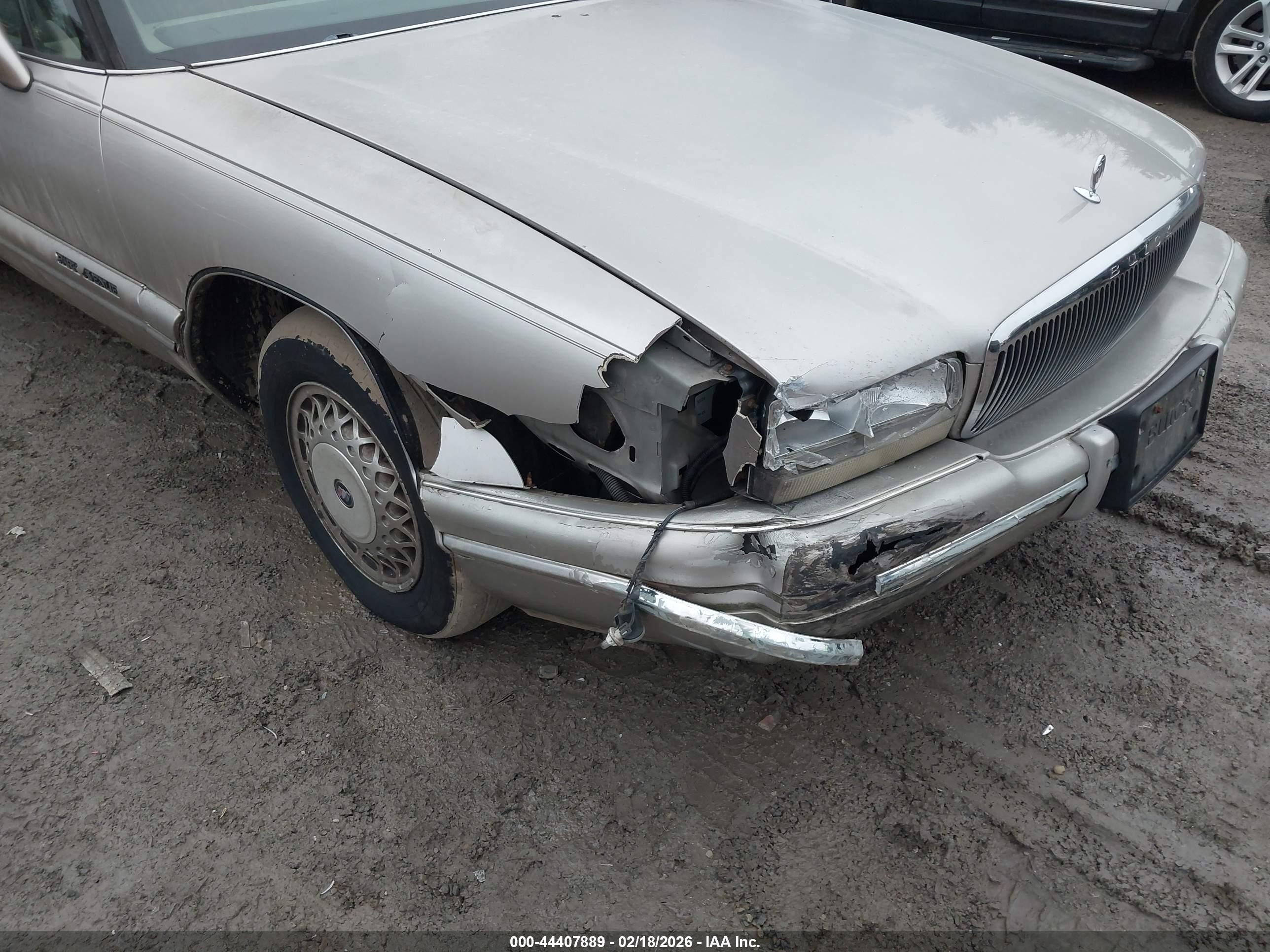 1996 Buick Park Avenue   Gold vin: 1G4CW52K8TH630907