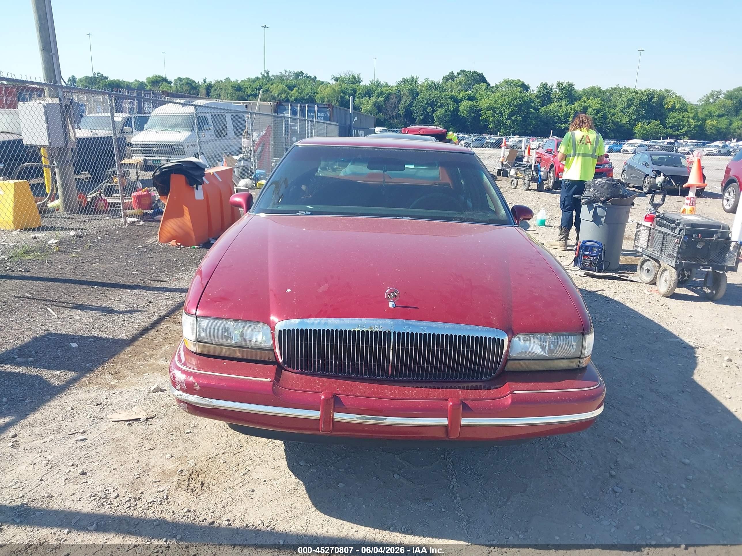 1996 Buick Park Avenue   Burgundy vin: 1G4CW52K8TH634570
