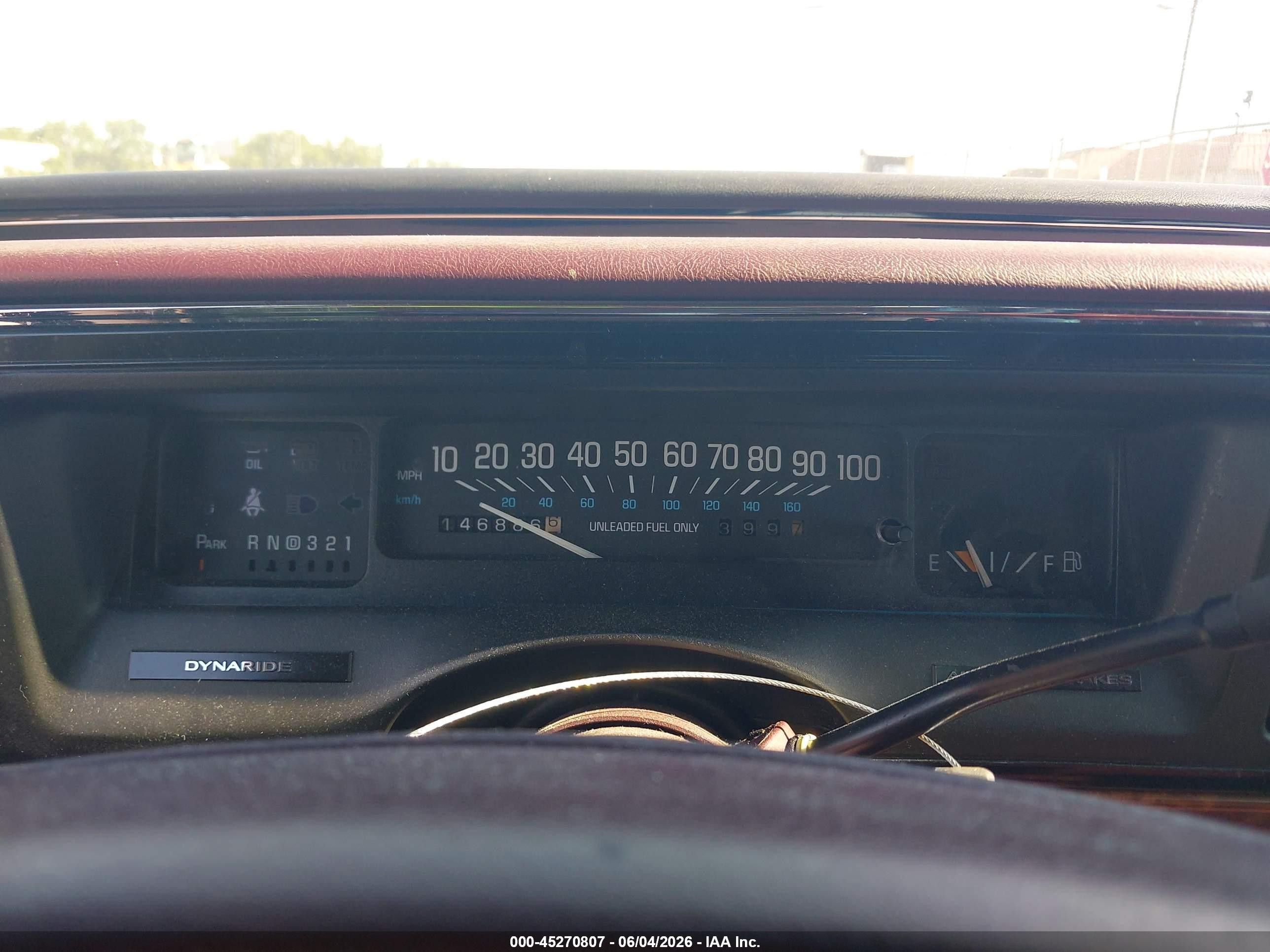 1996 Buick Park Avenue   Burgundy vin: 1G4CW52K8TH634570