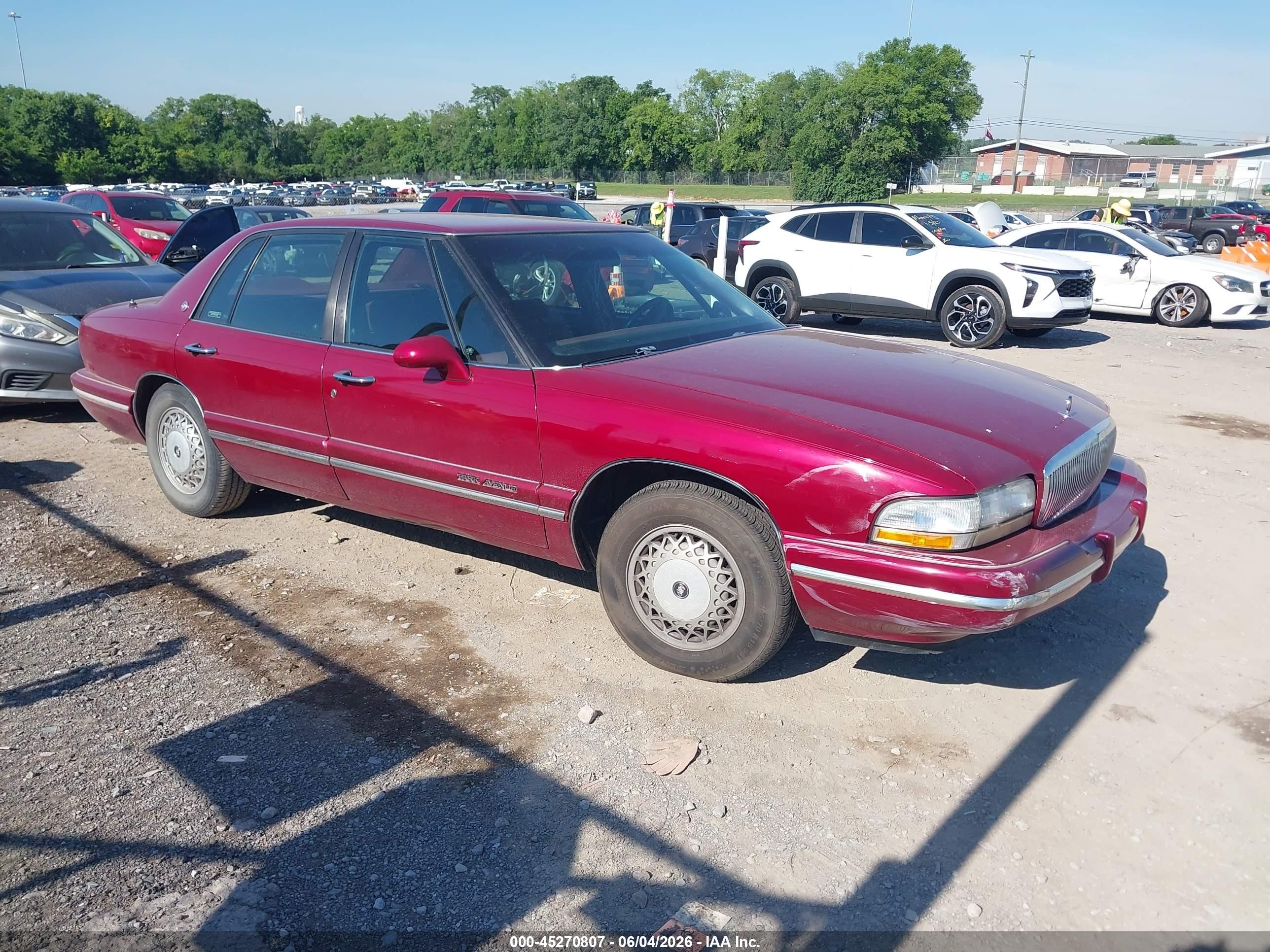 1996 Buick Park Avenue   Burgundy vin: 1G4CW52K8TH634570