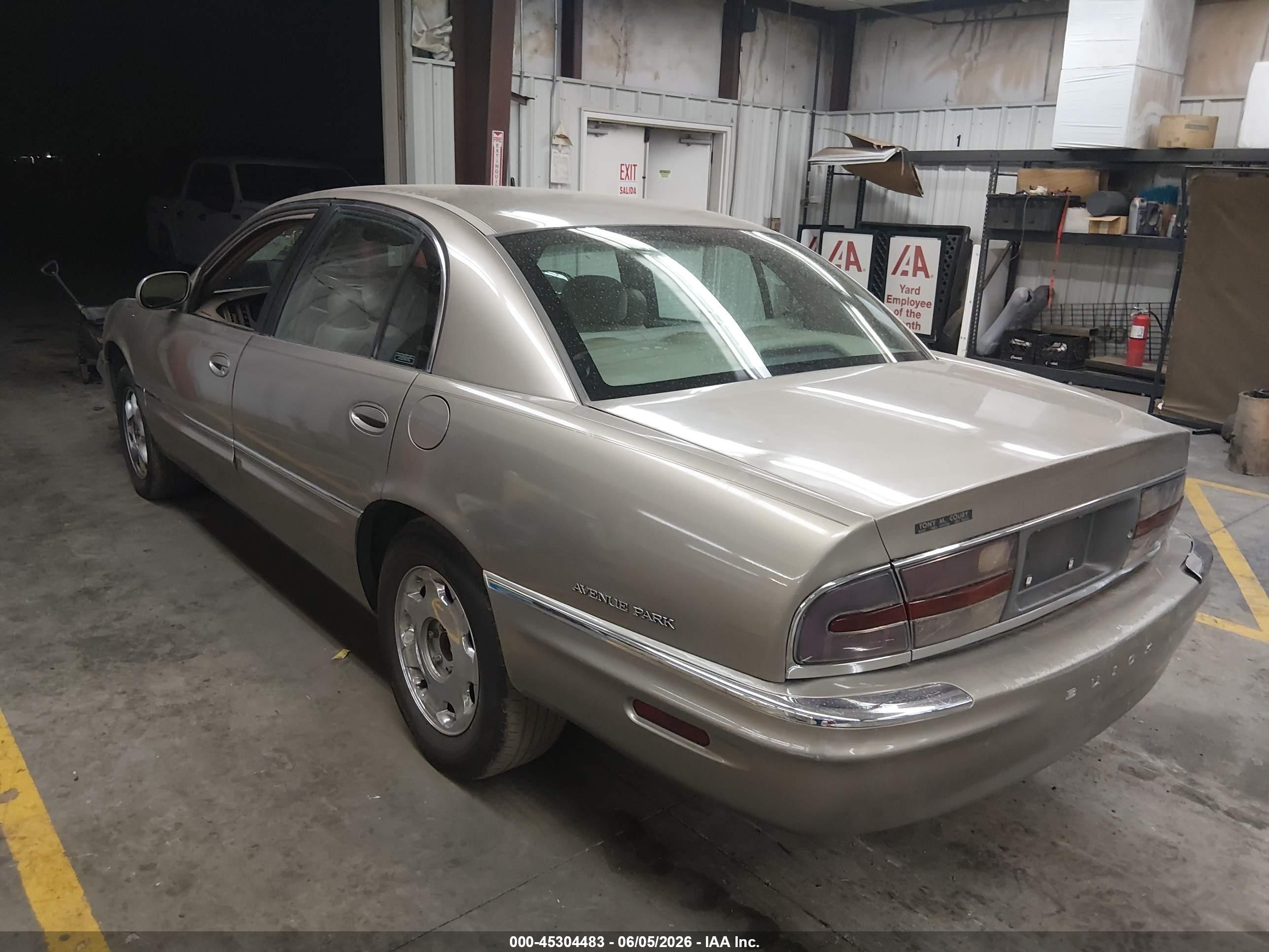 2000 Buick Park Avenue   Tan vin: 1G4CW52K9Y4217344