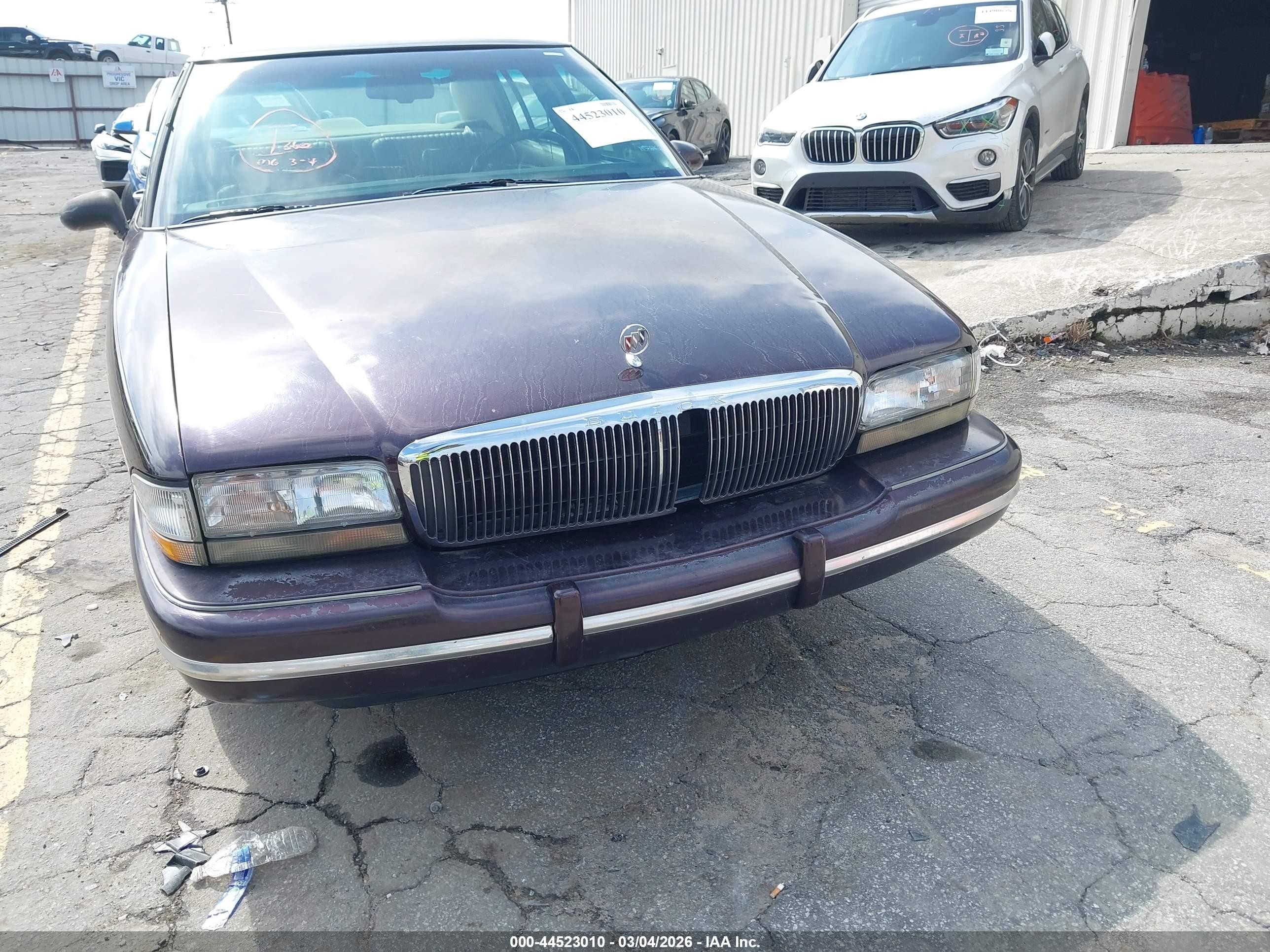 1996 Buick Park Avenue   Purple vin: 1G4CW52KXTH614112