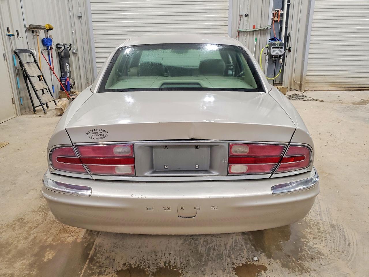 1998 Buick Park Avenue Silver vin: 1G4CW52KXW4605714