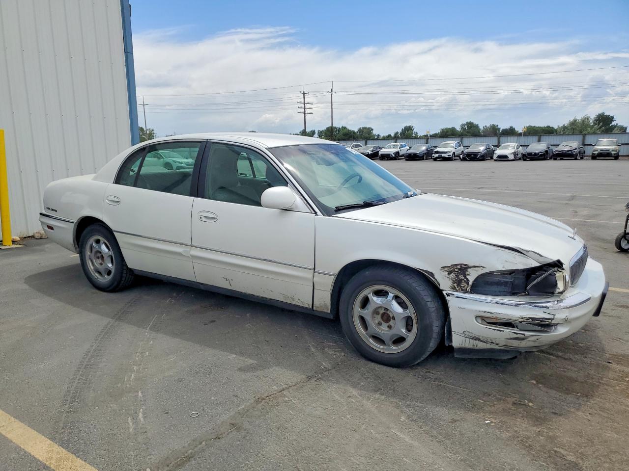 2000 Buick Park Avenue White vin: 1G4CW52KXY4145568