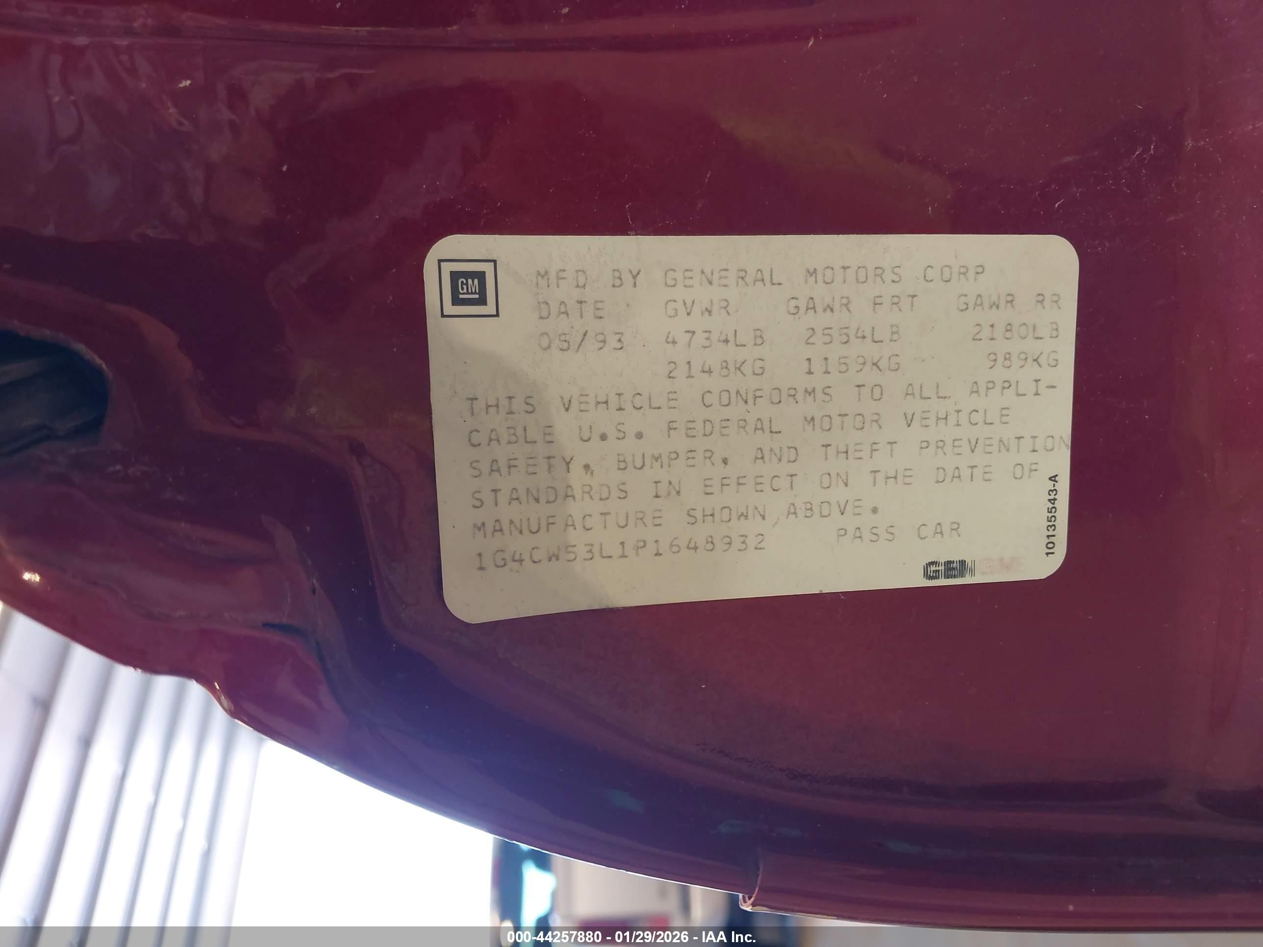 1993 Buick Park Avenue   Red vin: 1G4CW53L1P1648932