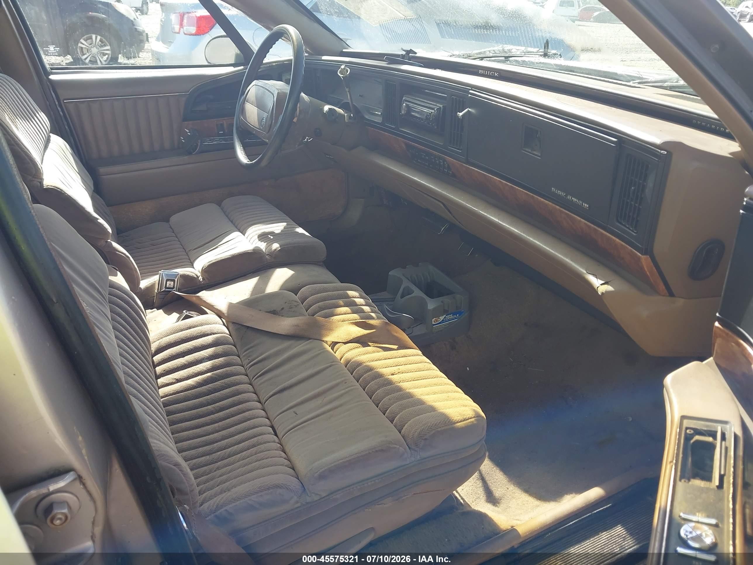 1992 Buick Park Avenue   Champagne vin: 1G4CW53L4N1666631