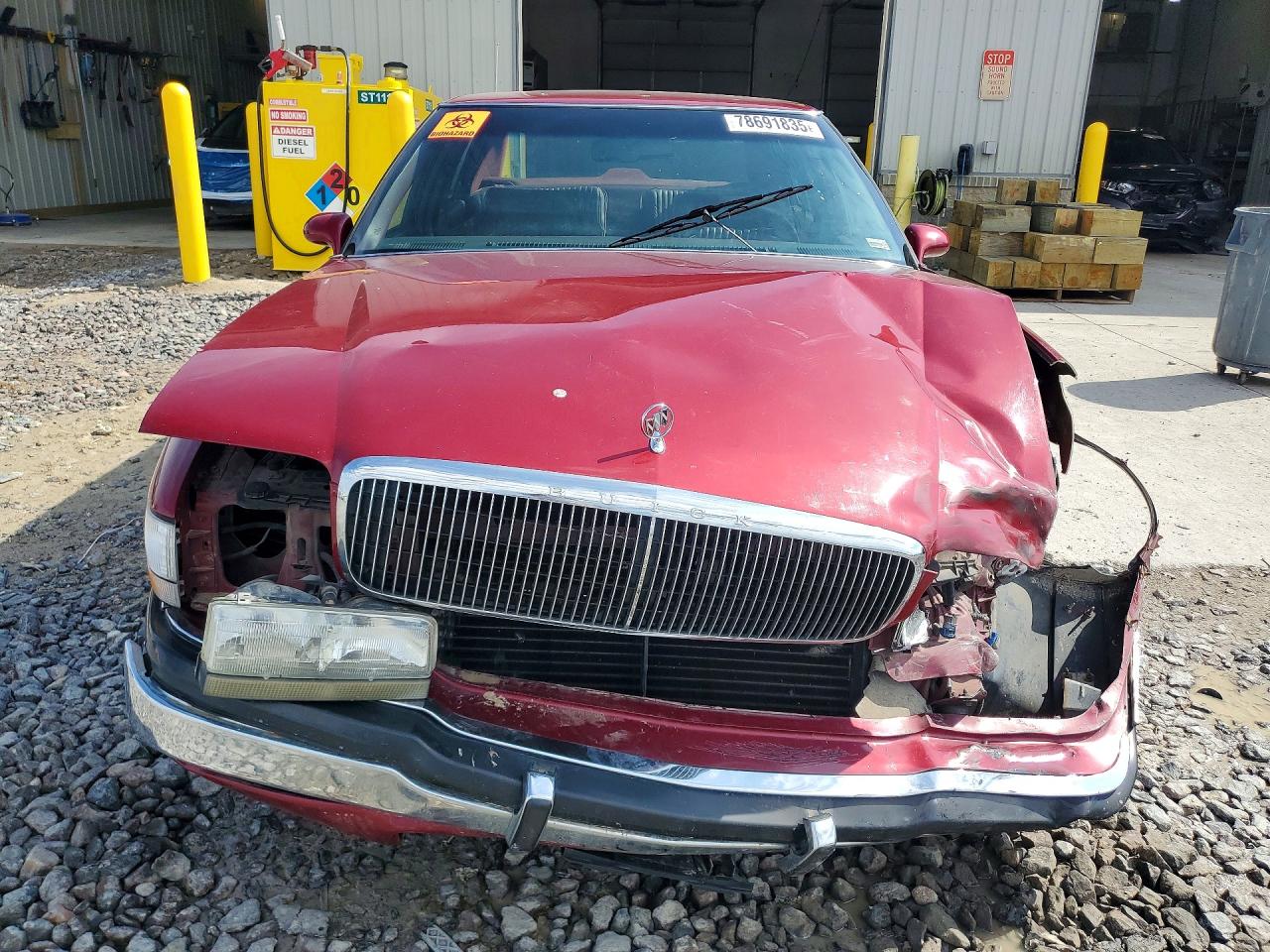 1993 Buick Park Avenue Red vin: 1G4CW53L6P1615795