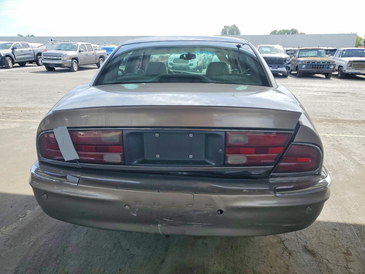 2004 Buick Park Avenue Gold vin: 1G4CW54K044154013