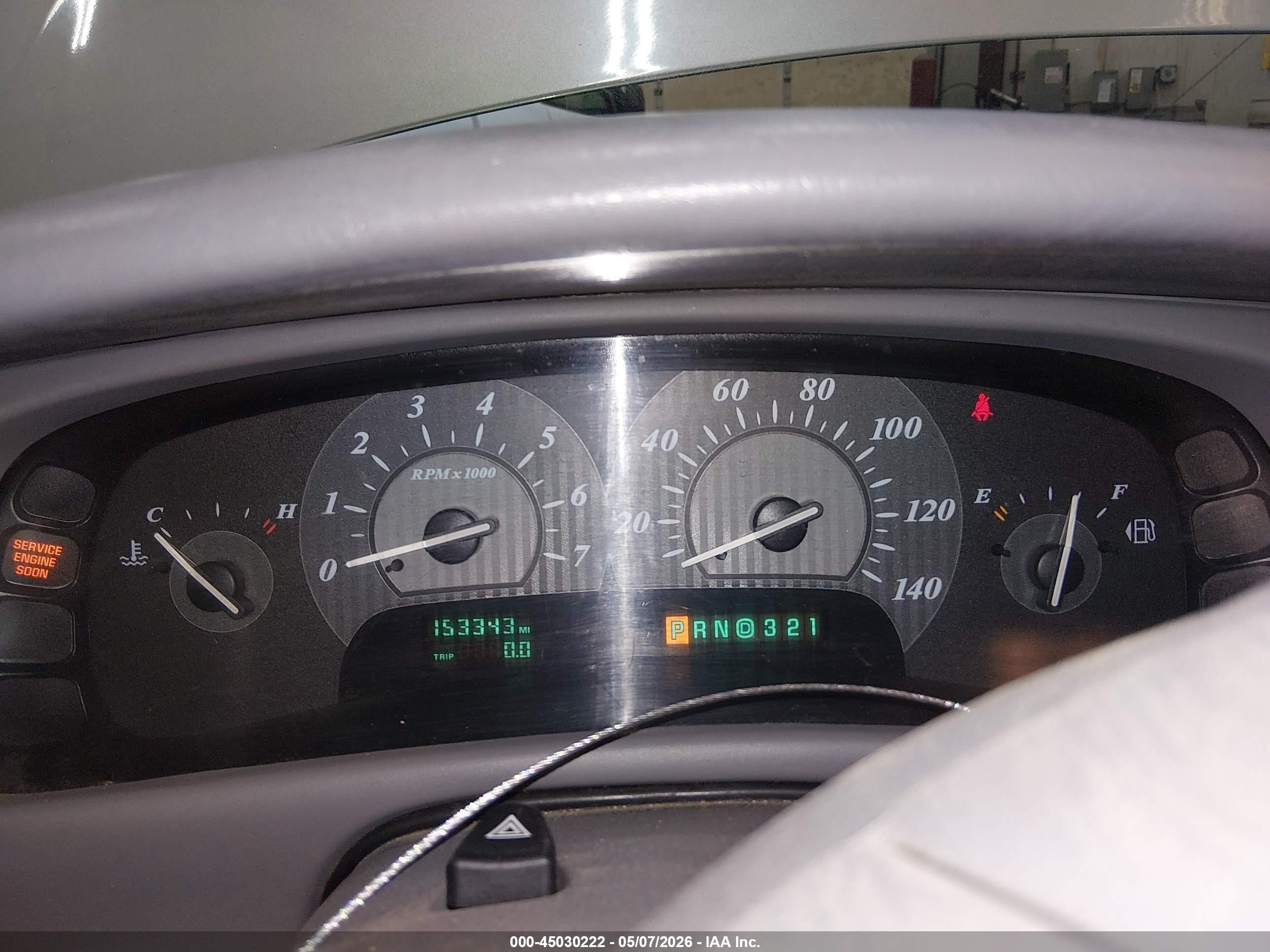 2004 Buick Park Avenue   Silver vin: 1G4CW54K044155209
