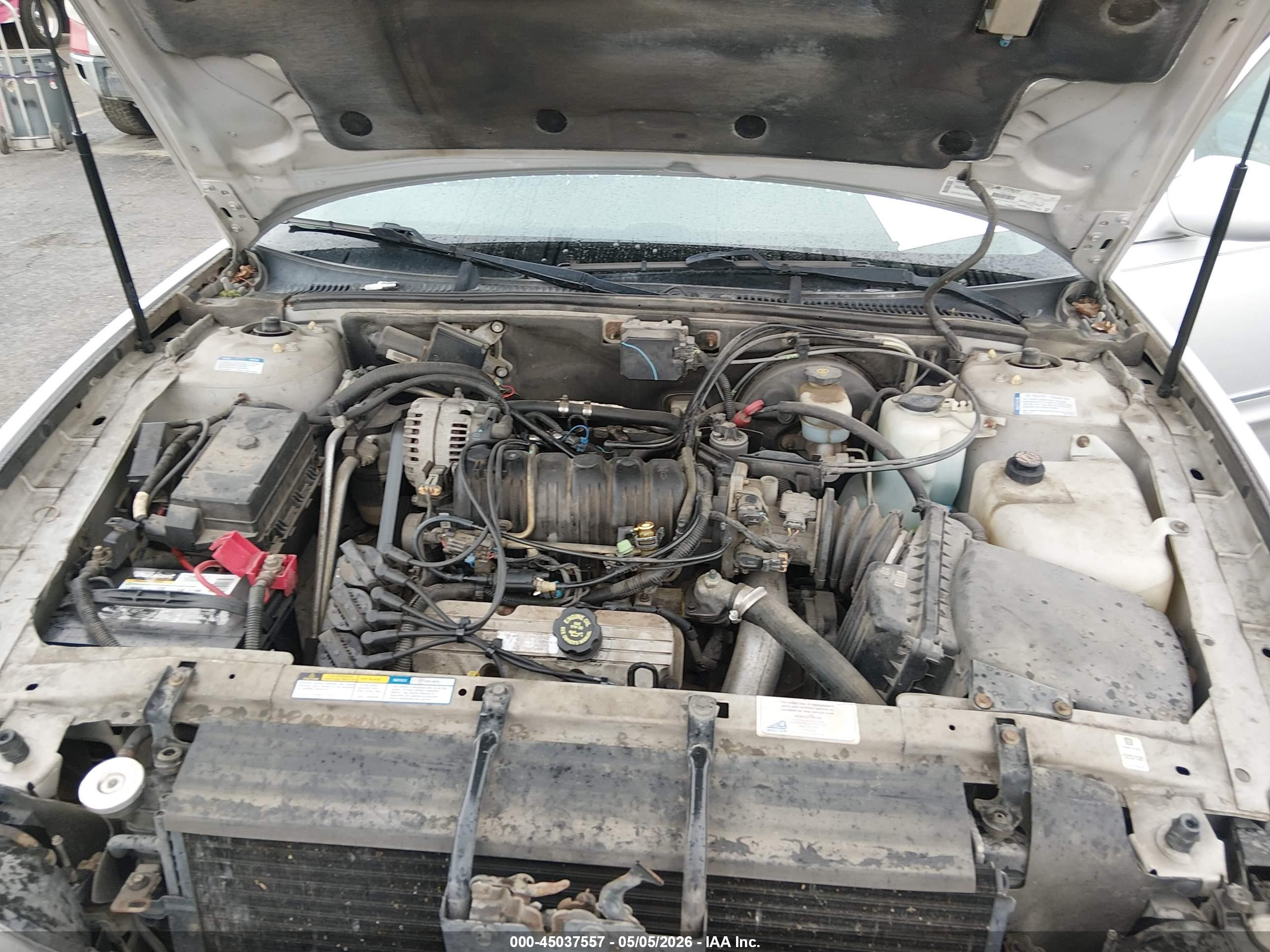 2001 Buick Park Avenue   Серебряный vin: 1G4CW54K114138897