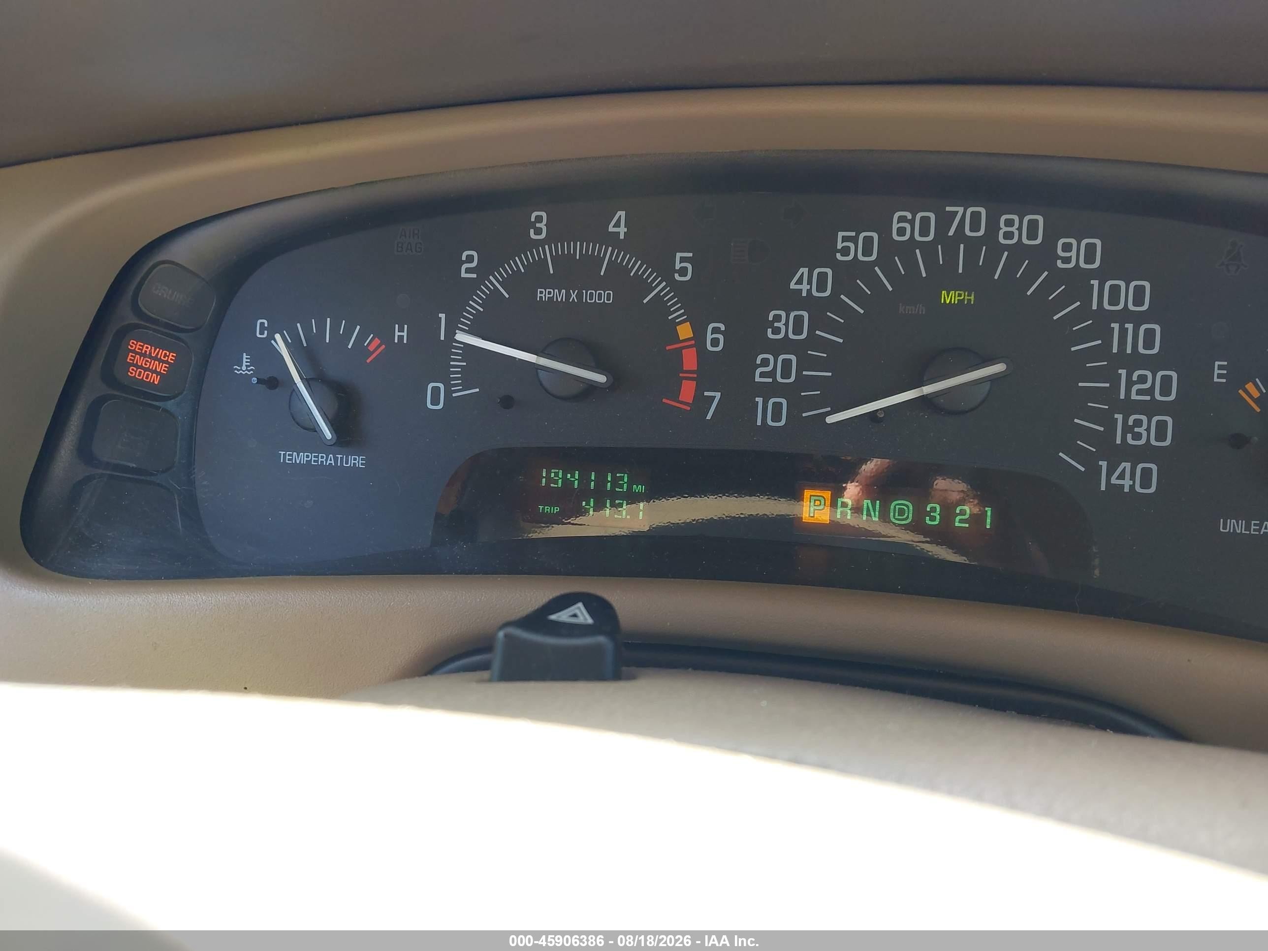 2001 Buick Park Avenue   Champagne vin: 1G4CW54K114174931