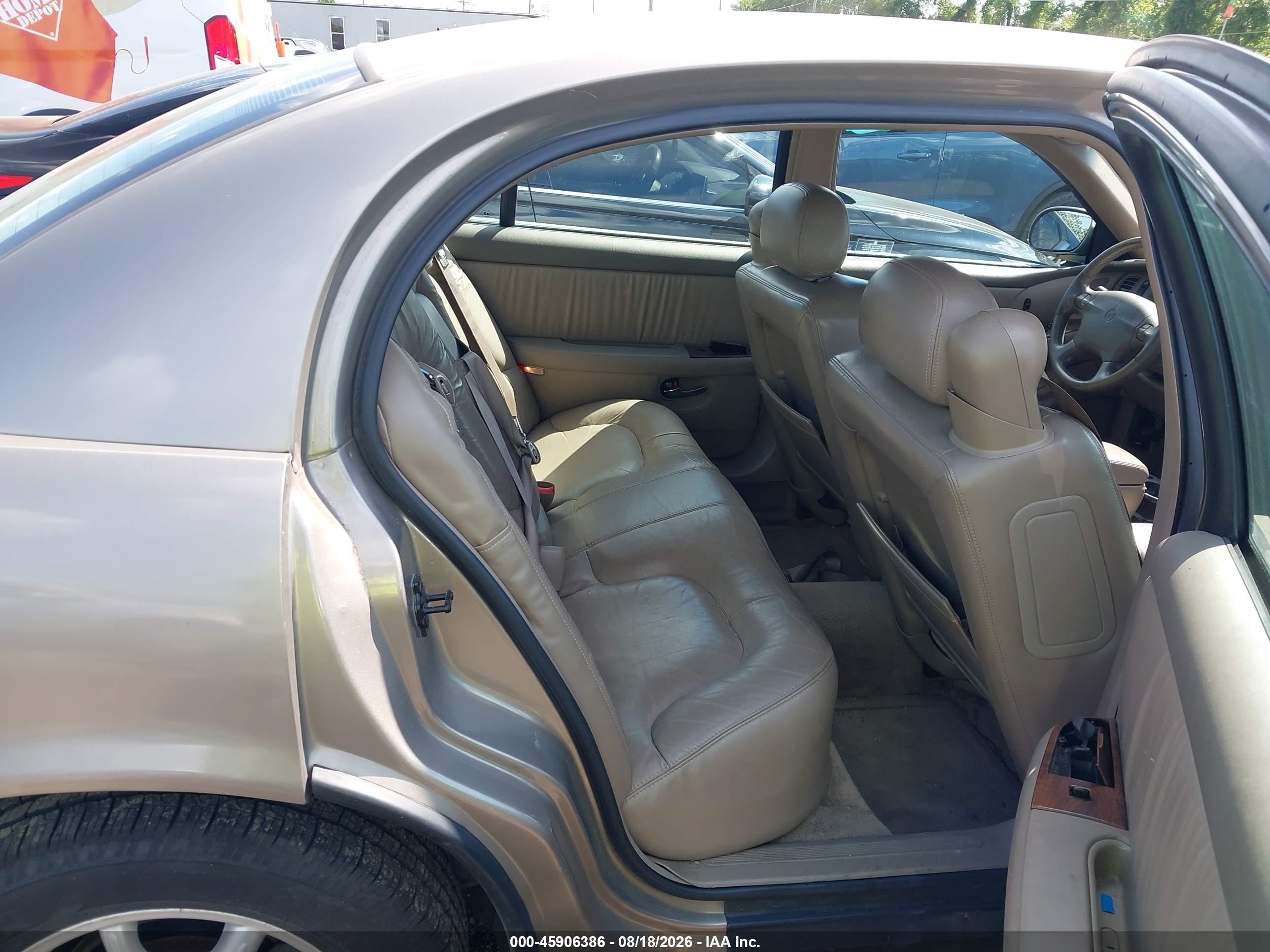 2001 Buick Park Avenue   Champagne vin: 1G4CW54K114174931