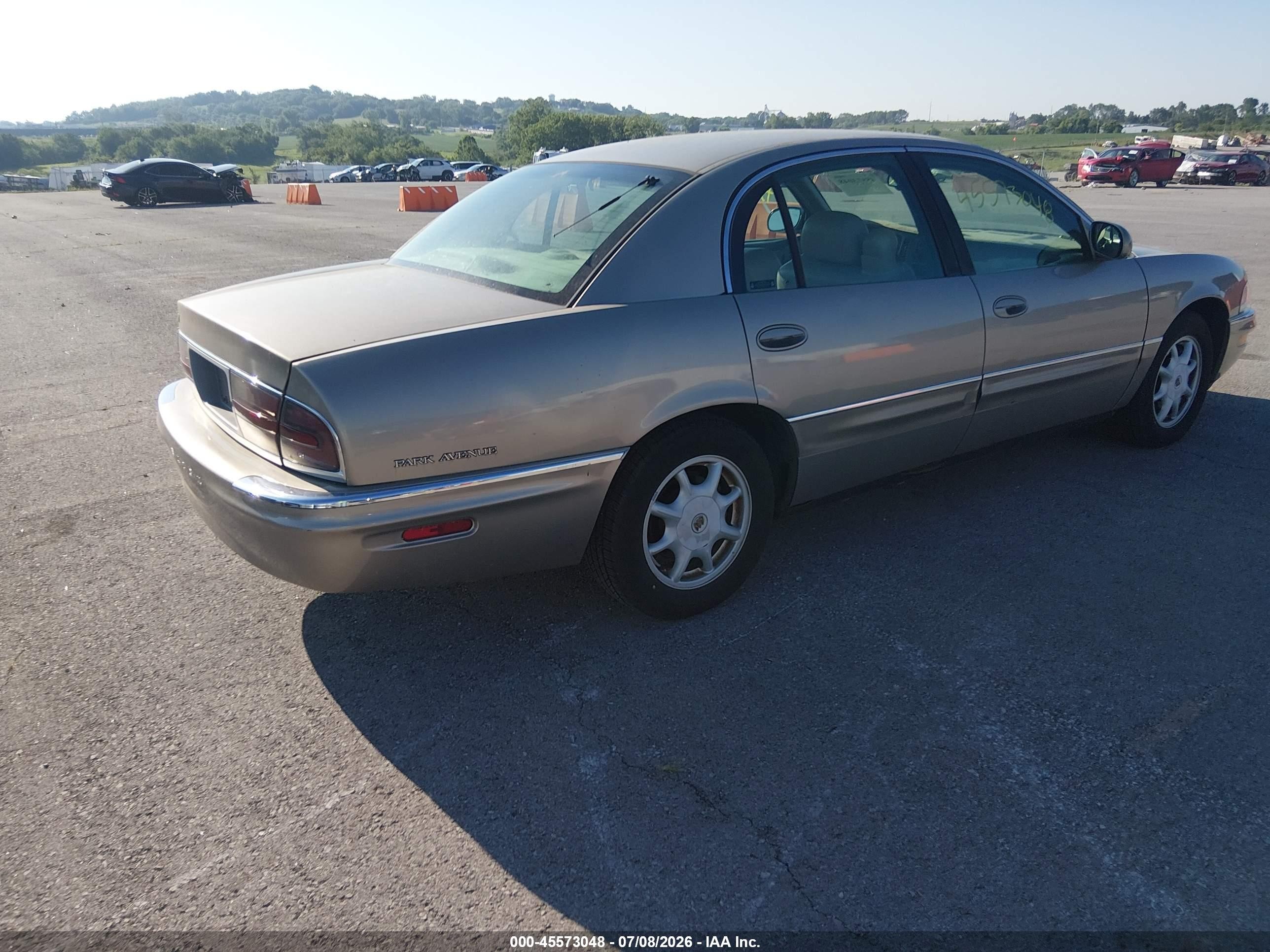 2002 Buick Park Avenue   Silver vin: 1G4CW54K224132897