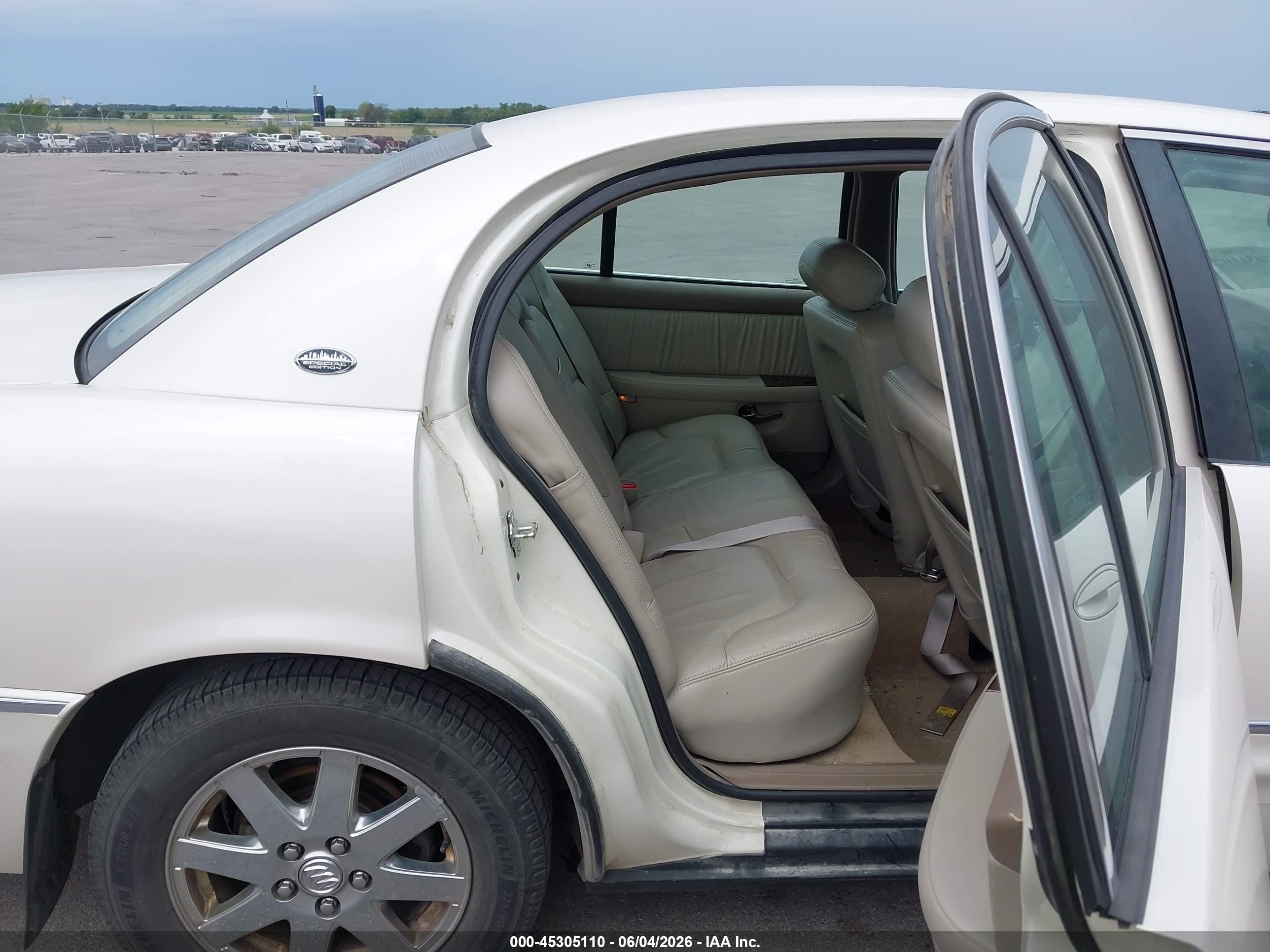 2005 Buick Park Avenue   Белый vin: 1G4CW54K354105924