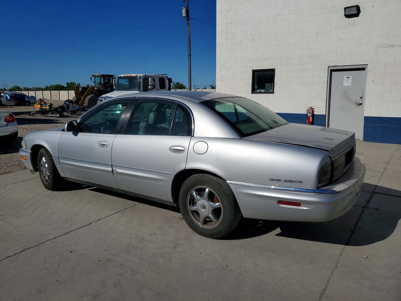 2002 Buick Park Avenue Gray vin: 1G4CW54K424102641