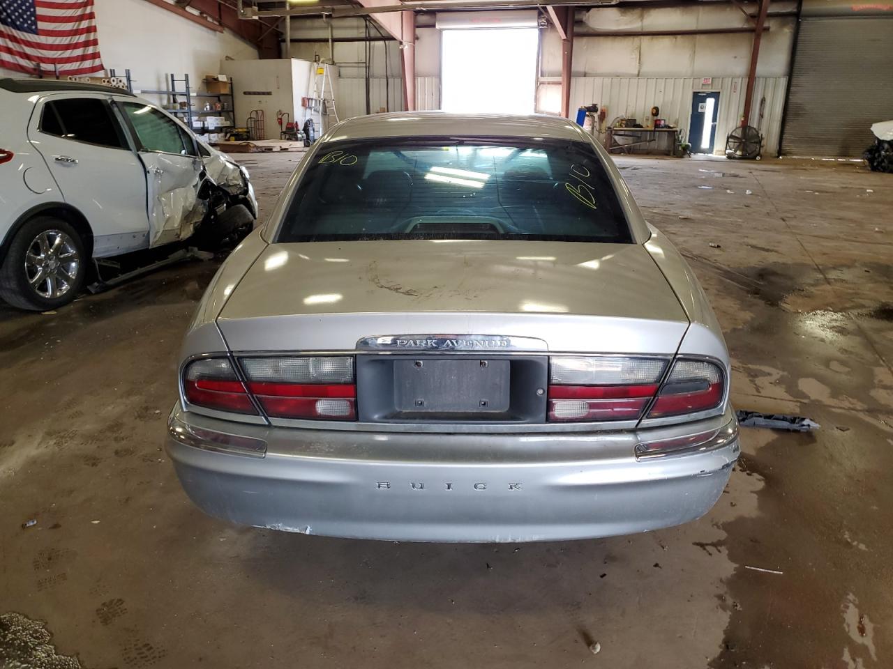 2005 Buick Park Avenue Silver vin: 1G4CW54K454101624