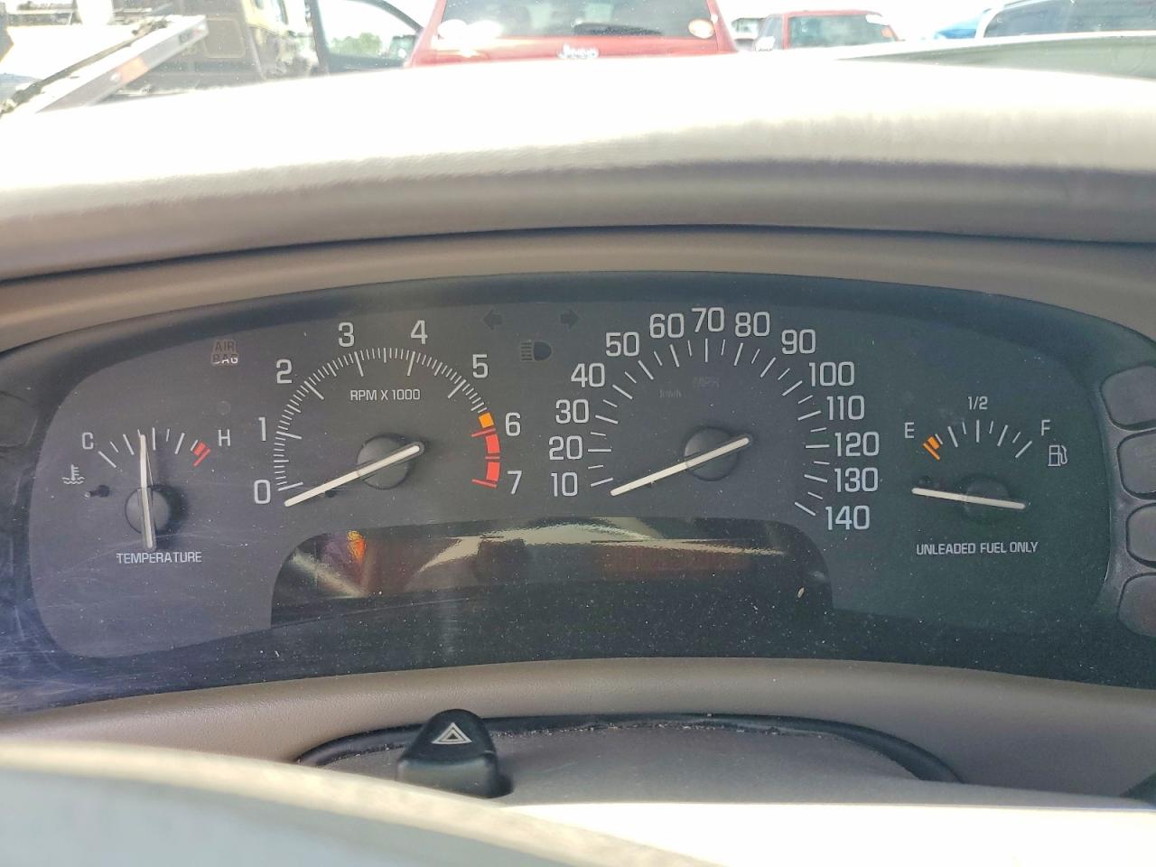 2000 Buick Park Avenue White vin: 1G4CW54K4Y4262883