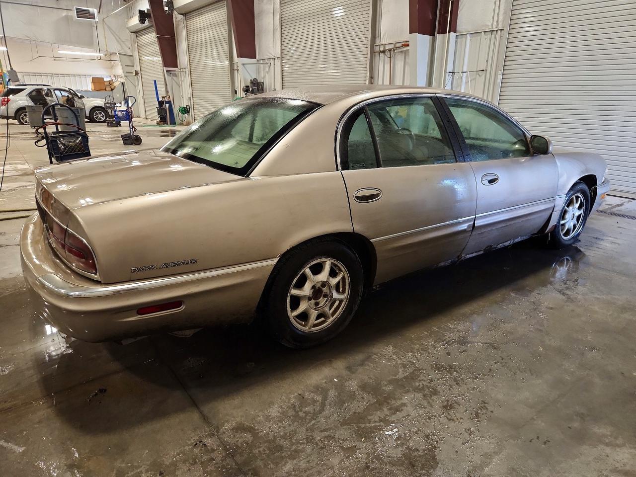2001 Buick Park Avenue Cream vin: 1G4CW54K514205632